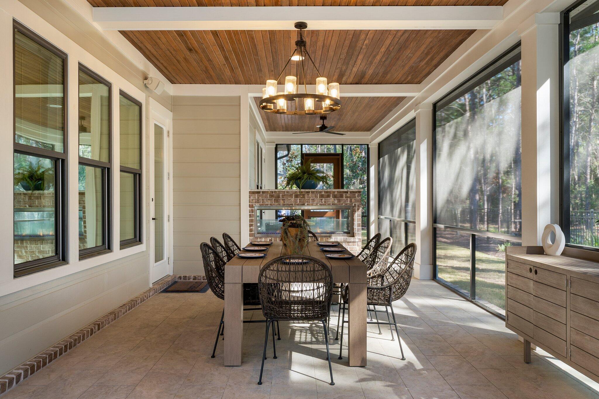 HUNTERS RUN - Residential