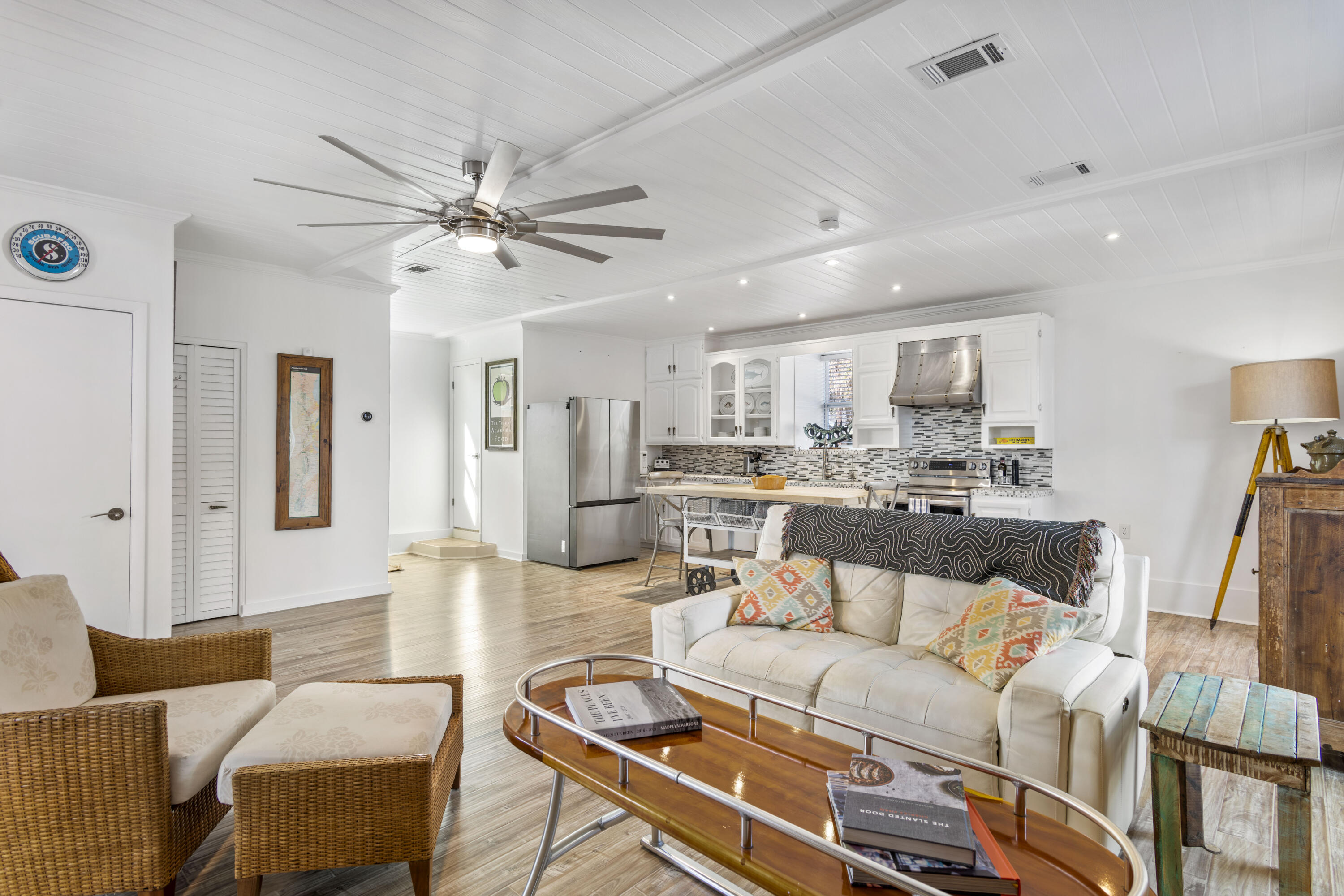 HIDDEN HARBOR ESTATES - Residential