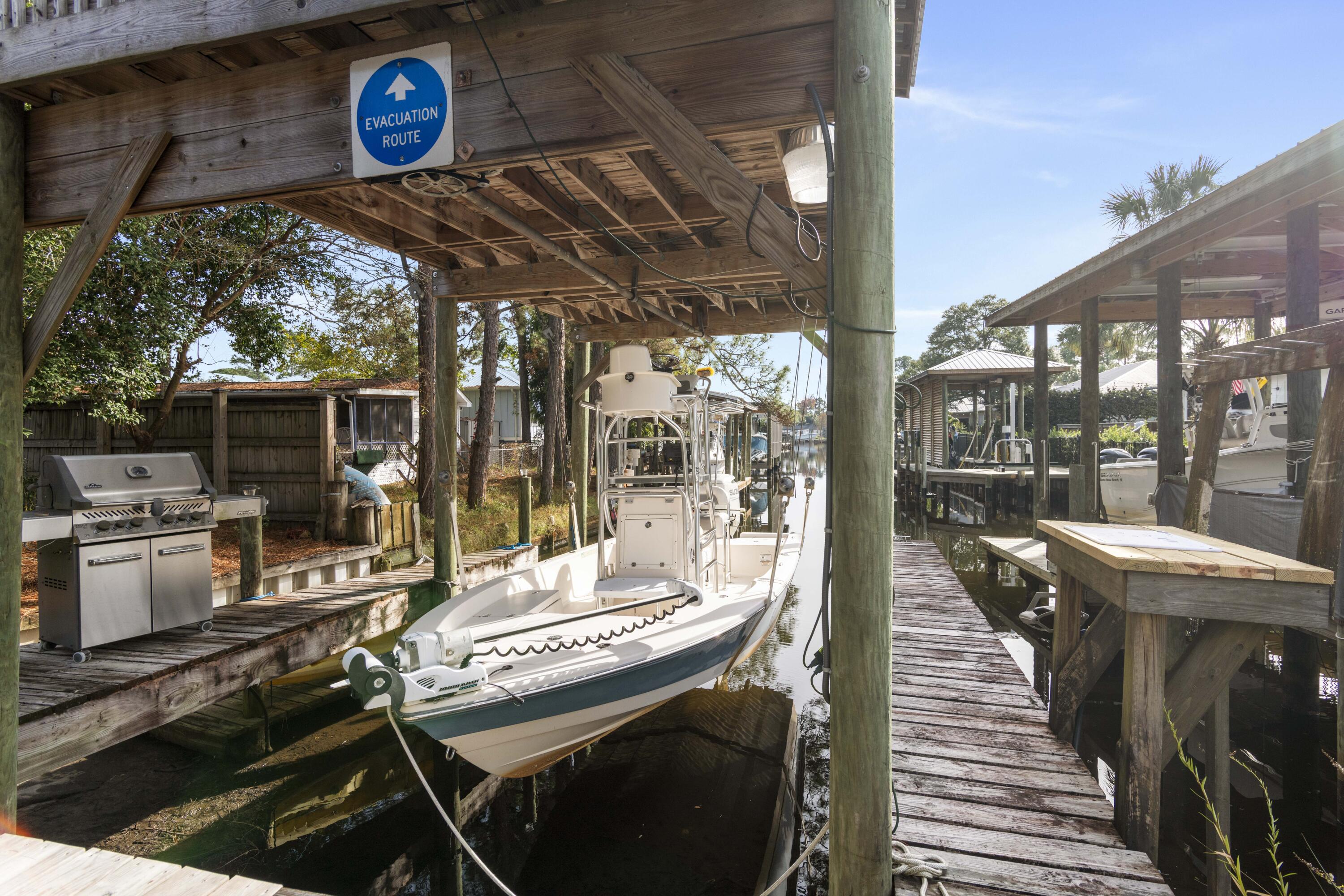 HIDDEN HARBOR ESTATES - Residential