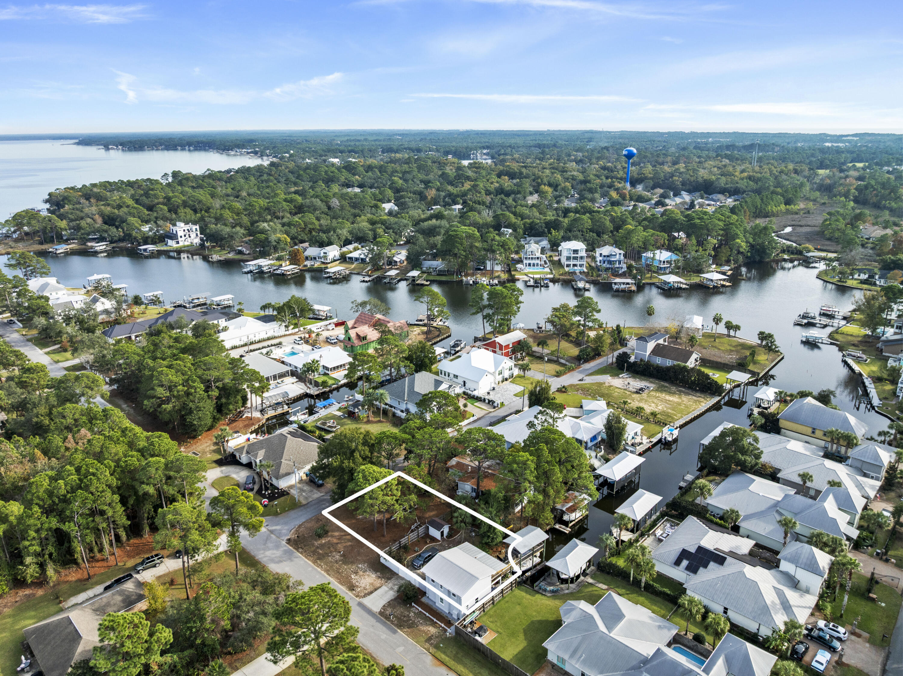 HIDDEN HARBOR ESTATES - Residential
