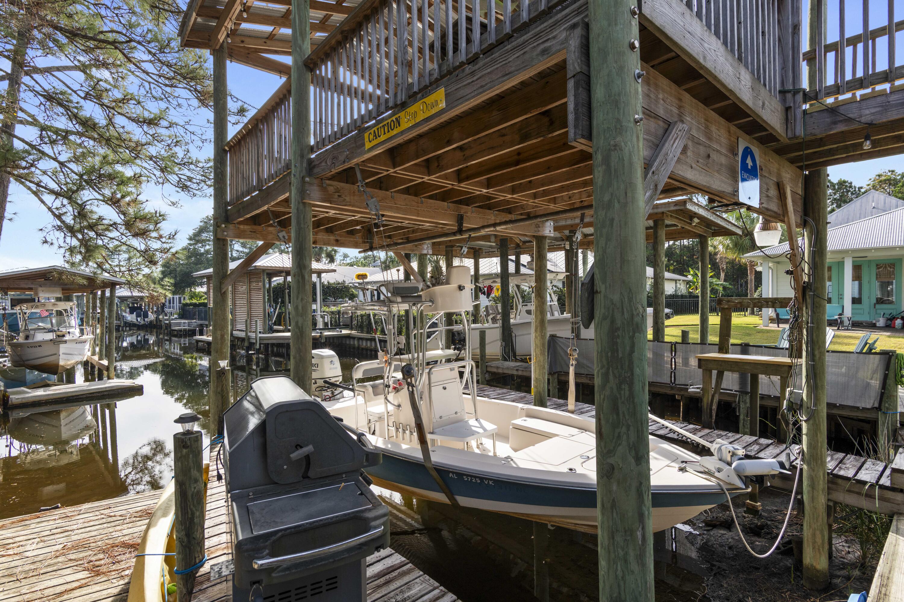 HIDDEN HARBOR ESTATES - Residential