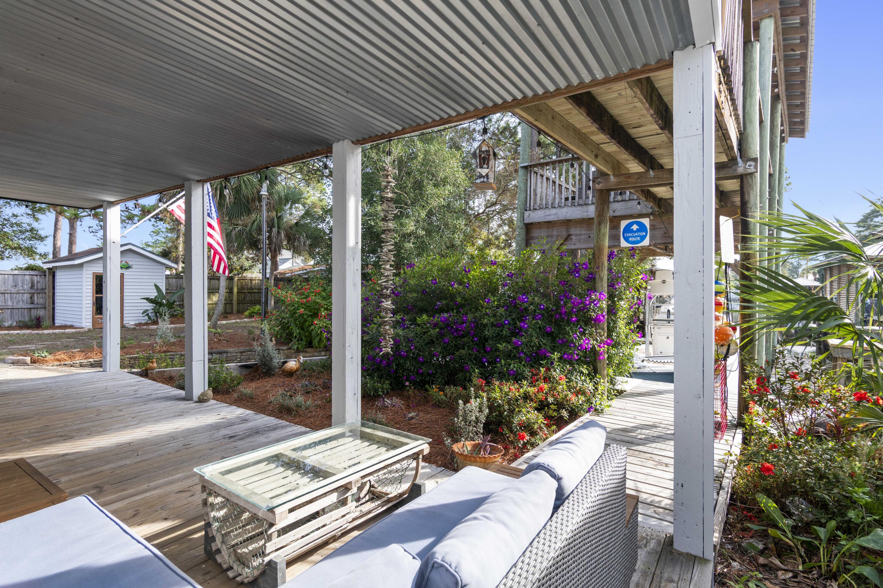 HIDDEN HARBOR ESTATES - Residential