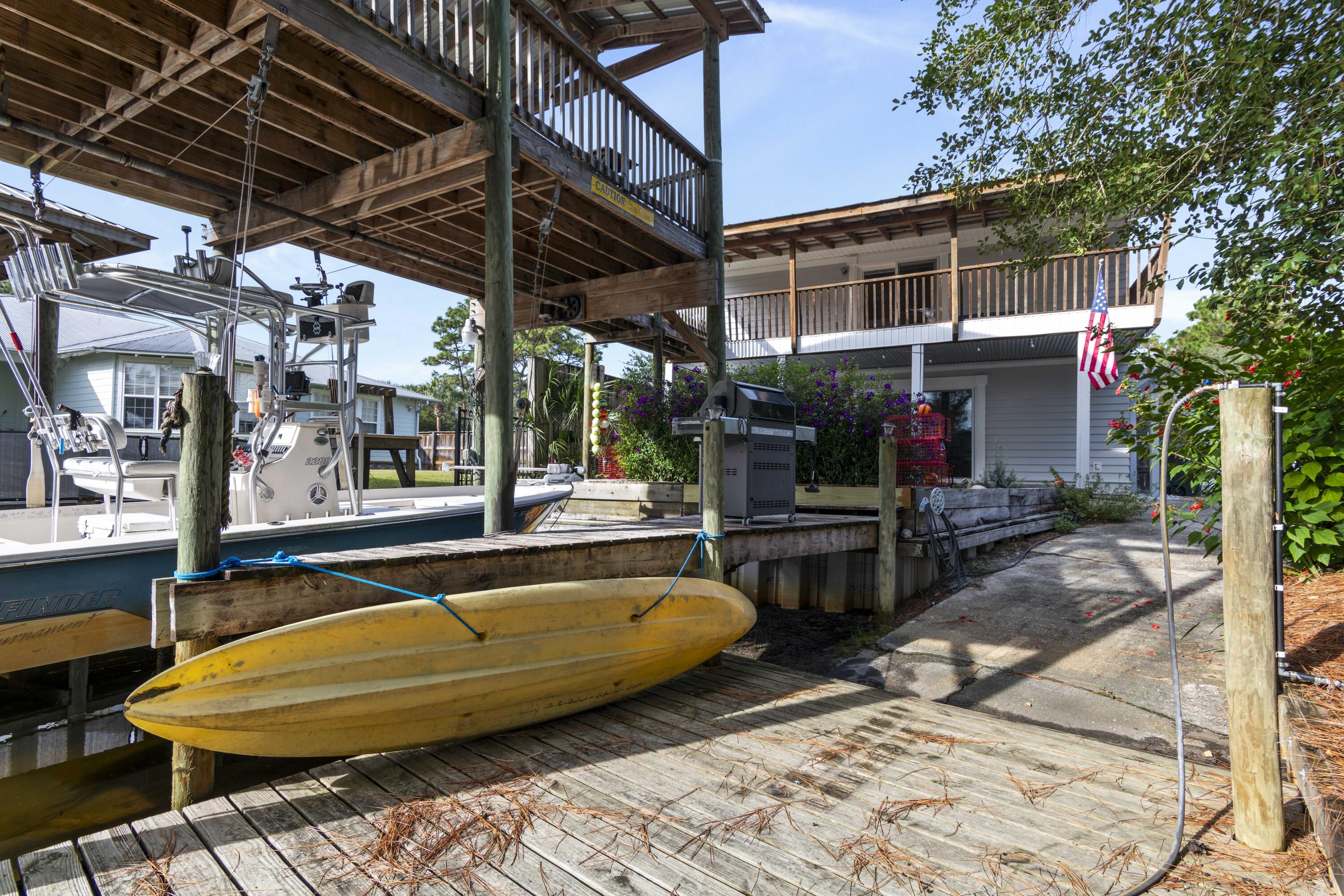 HIDDEN HARBOR ESTATES - Residential