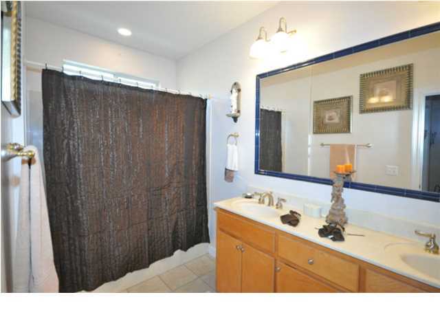 ESCADA - Residential Lease