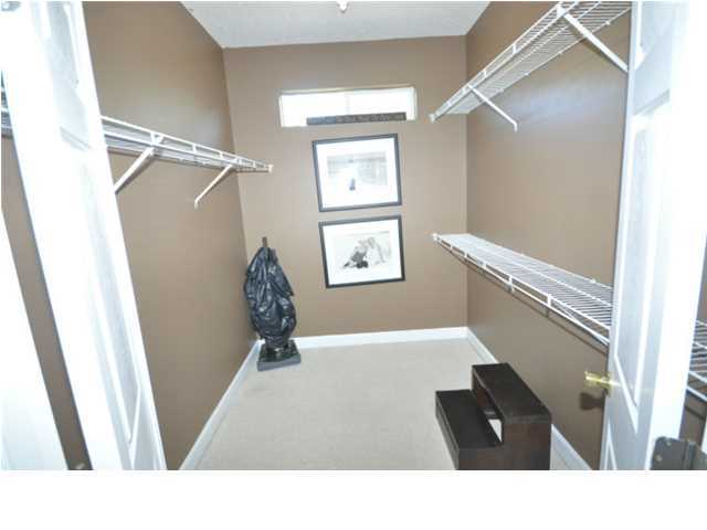 ESCADA - Residential Lease