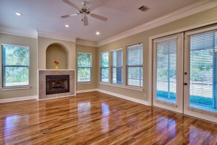 FAIRWAY VILLAS - Residential Lease