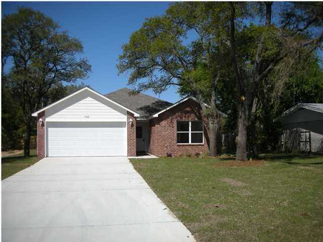 Family home features ceramic tile flooring, Carpeted bedrooms, flat top stove, self cleaning oven, Microwave, refrigerator, disposal, and dishwasher. Also double vanity in master, separate shower, two car garage with remotes, lawn pump,covered patio. Great location for this modern home.