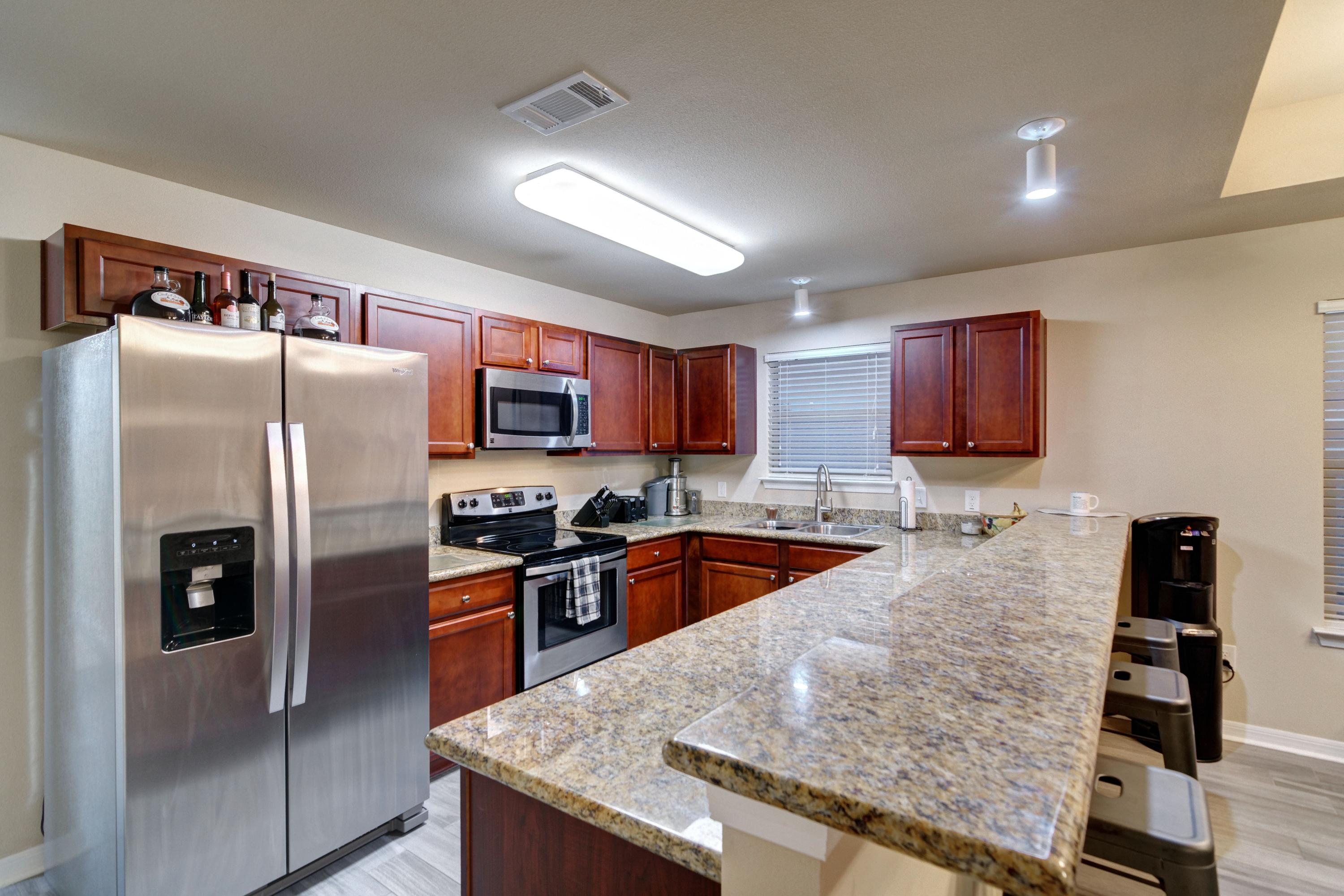 SHADOW LAKES - Residential