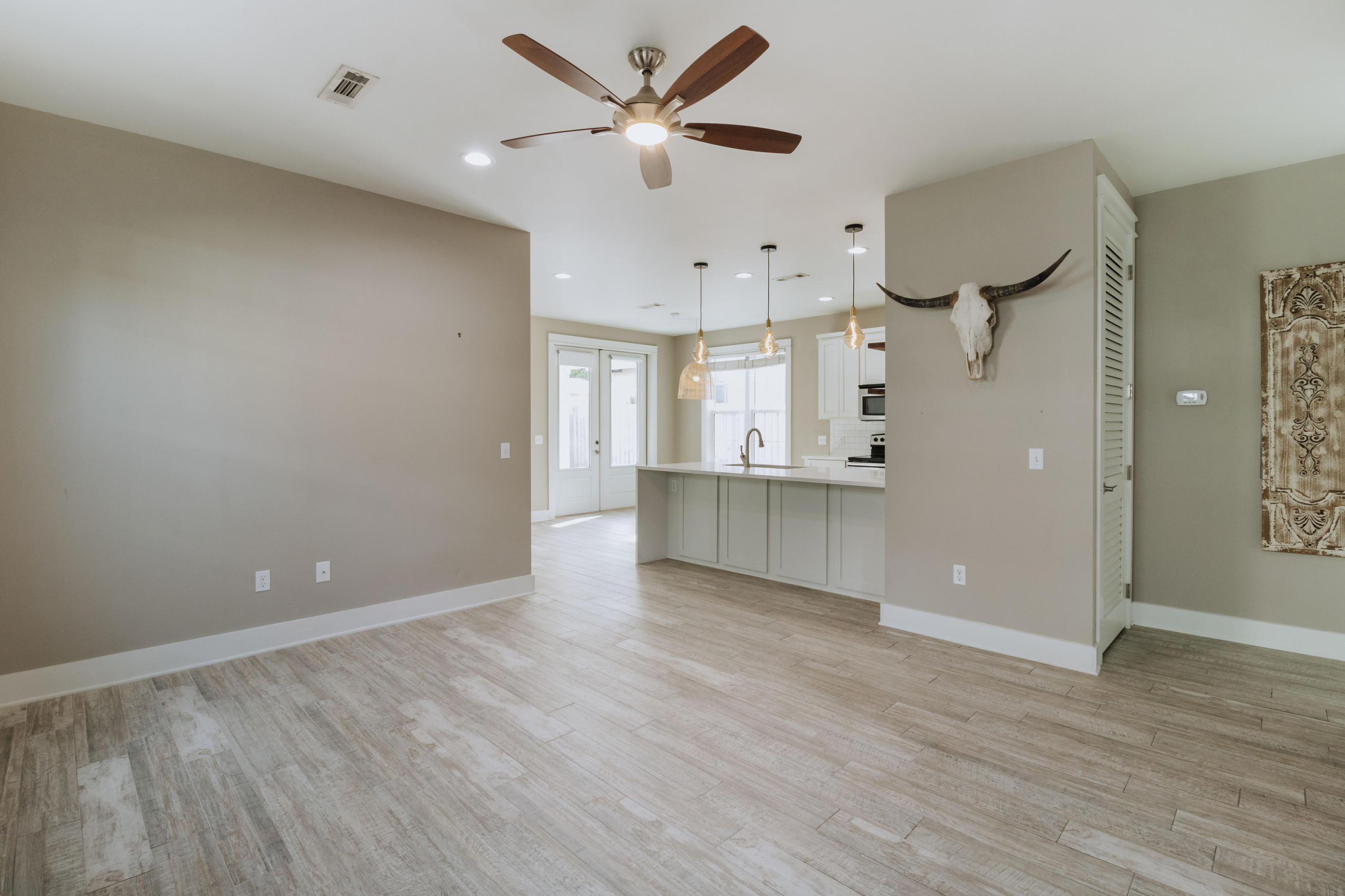 PANAMA CITY BEACH - Residential Lease