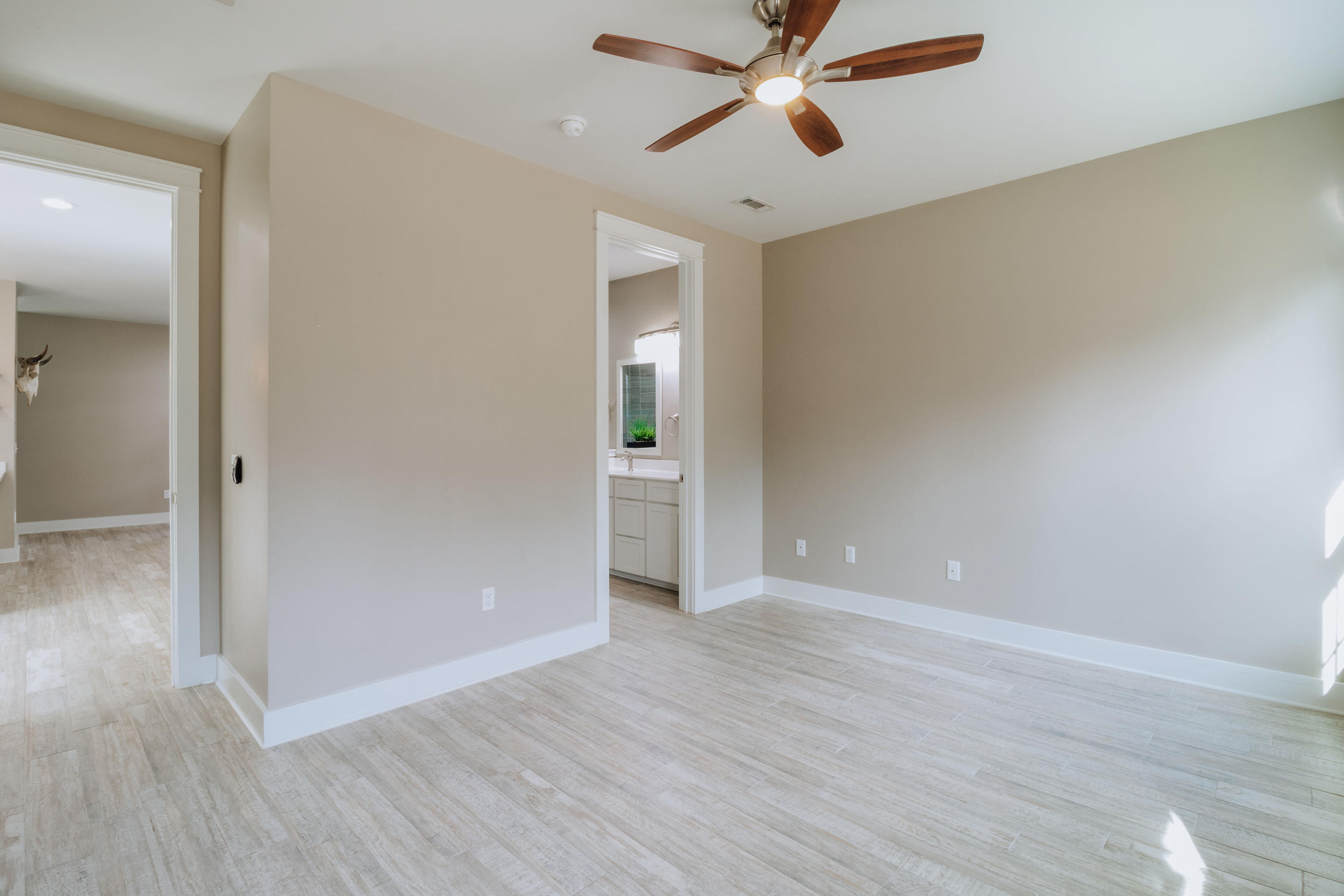 PANAMA CITY BEACH - Residential Lease