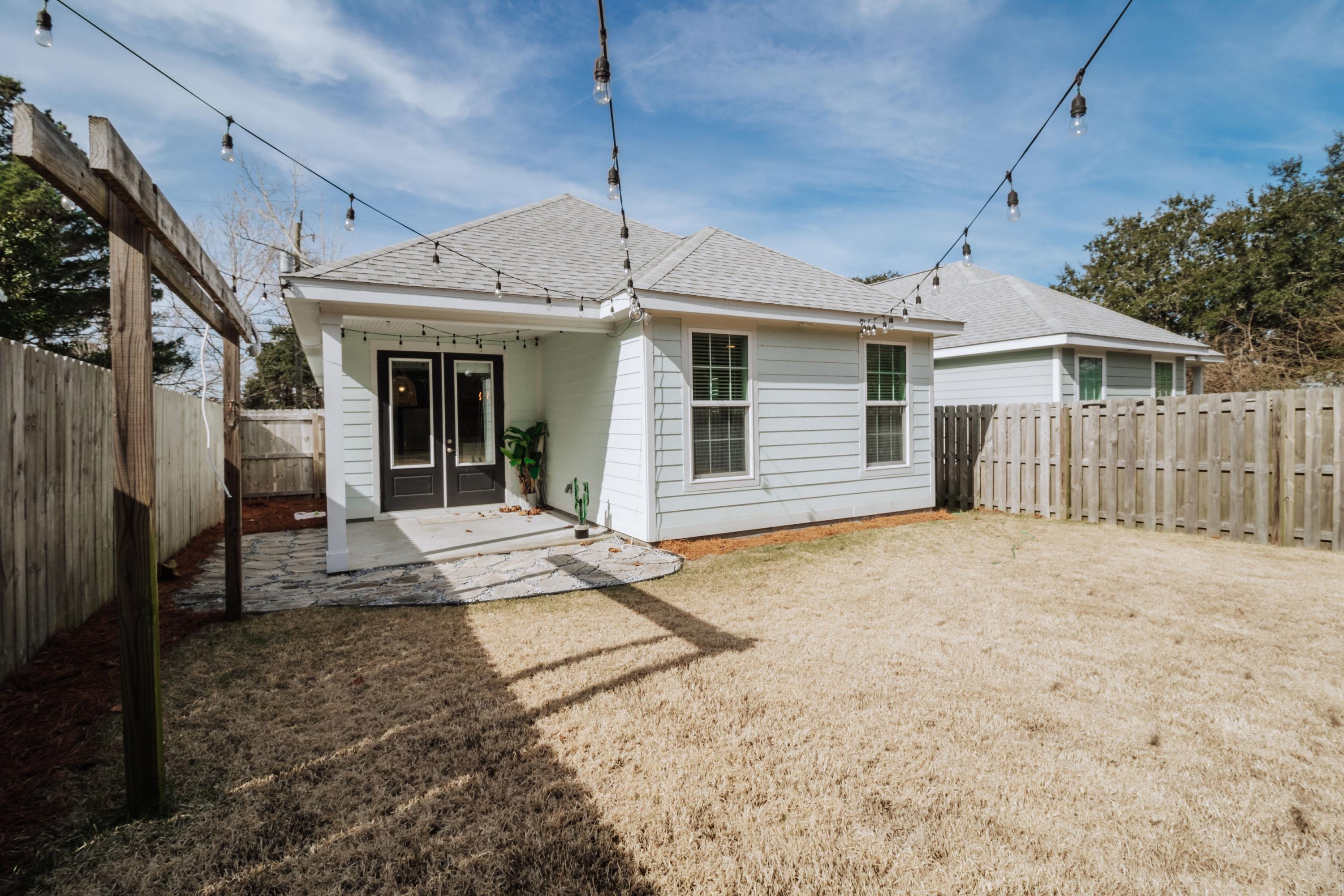 PANAMA CITY BEACH - Residential Lease
