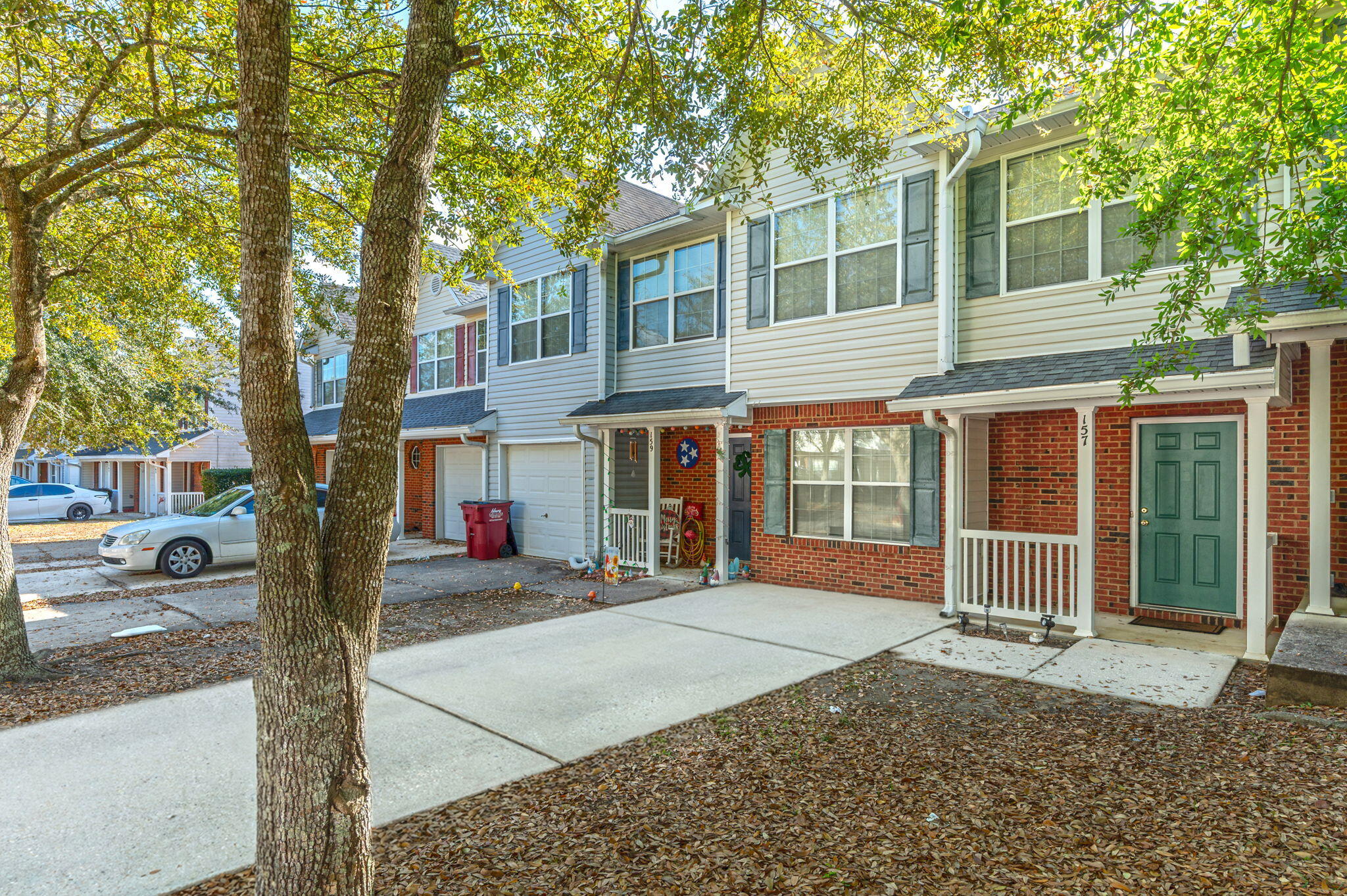 ROLLING PINES - Residential