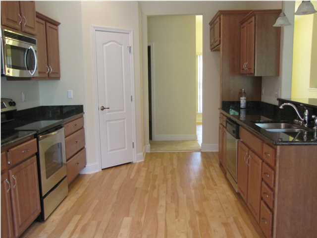 BROOKE ESTATES PH III - Residential Lease