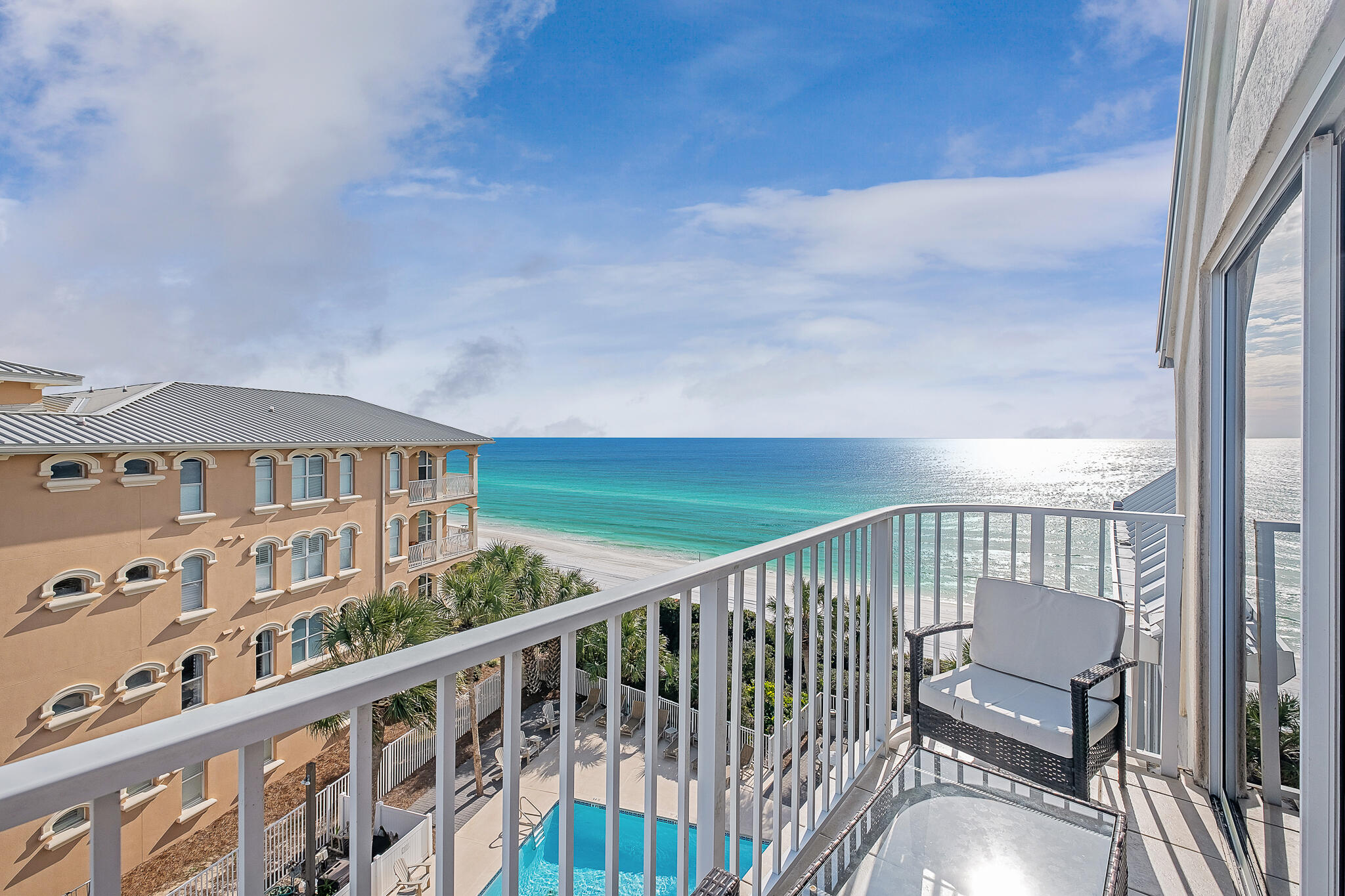 TRANQUILLITY ON THE BEACH - Residential
