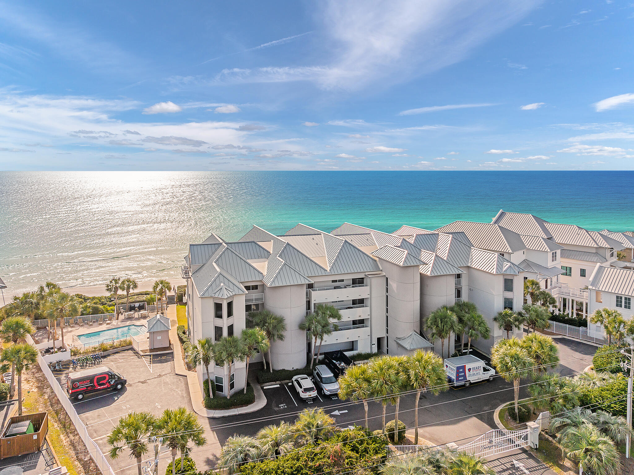 TRANQUILLITY ON THE BEACH - Residential