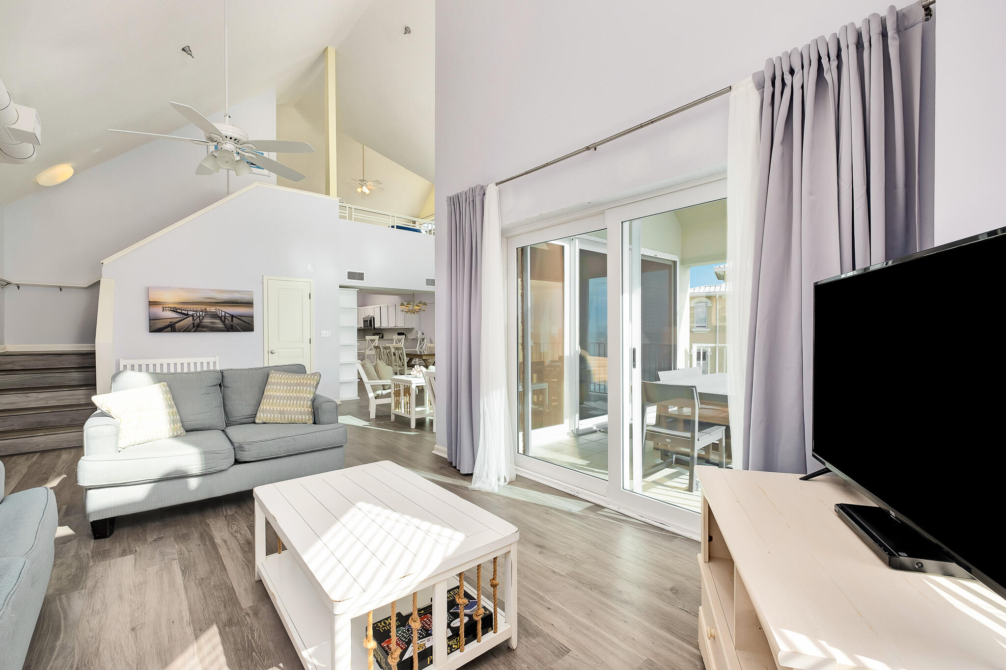 TRANQUILLITY ON THE BEACH - Residential