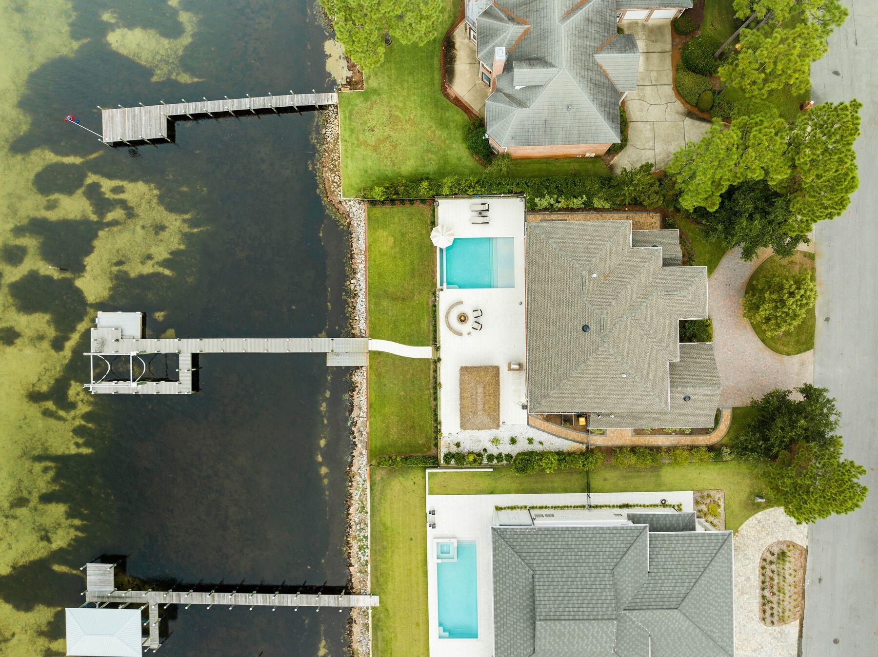 SOUTHWIND PH II in Bluewater Bay - Residential