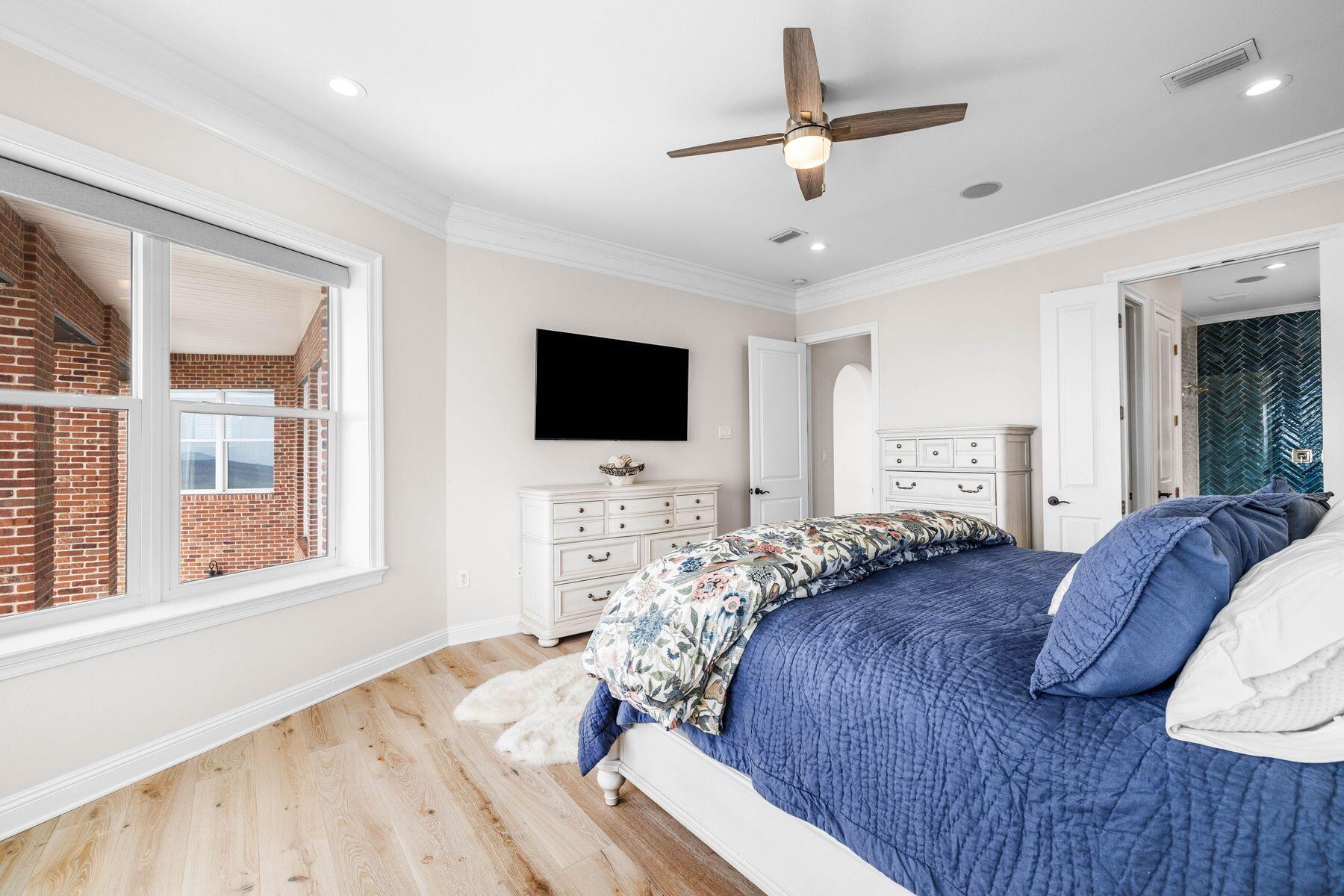 SOUTHWIND PH II in Bluewater Bay - Residential
