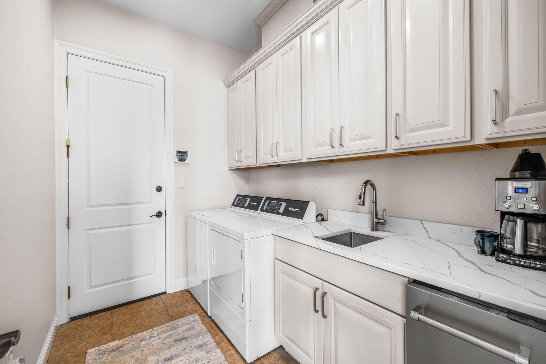 SOUTHWIND PH II in Bluewater Bay - Residential
