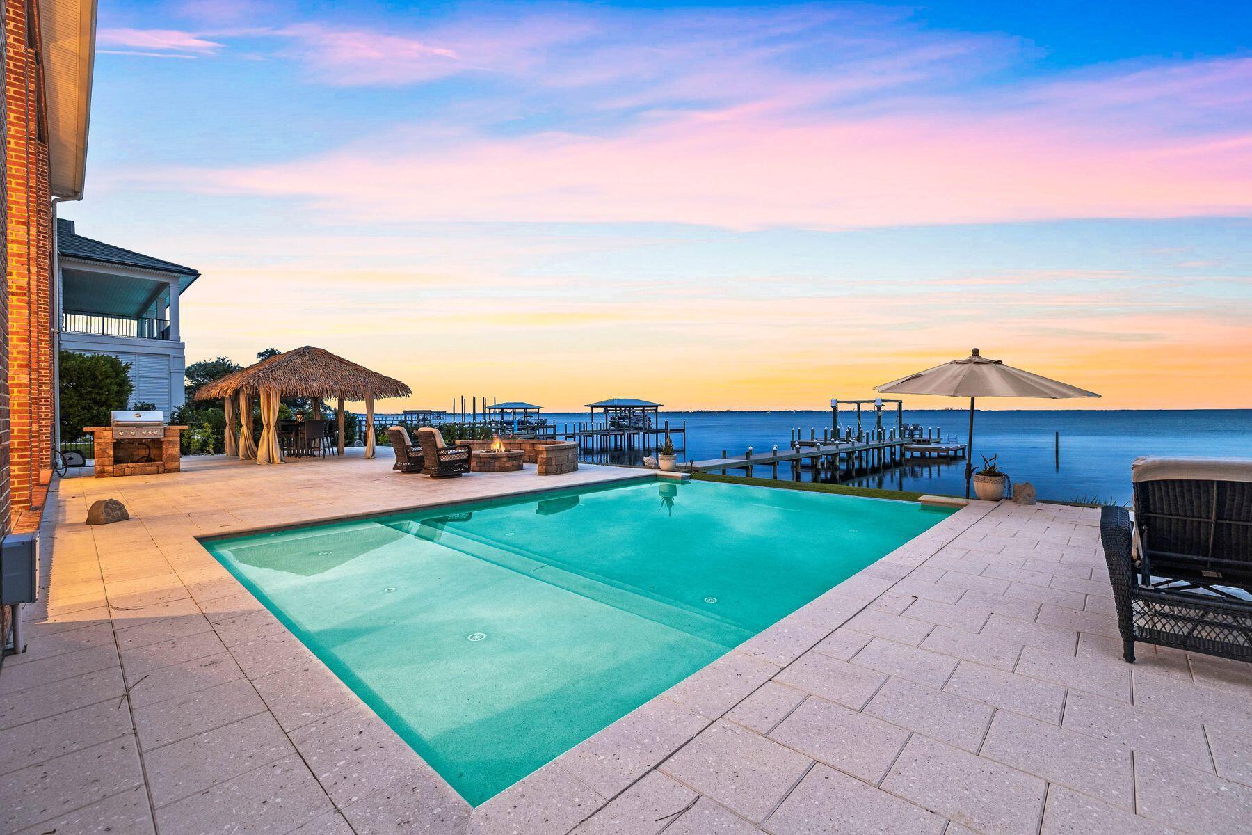 SOUTHWIND PH II in Bluewater Bay - Residential