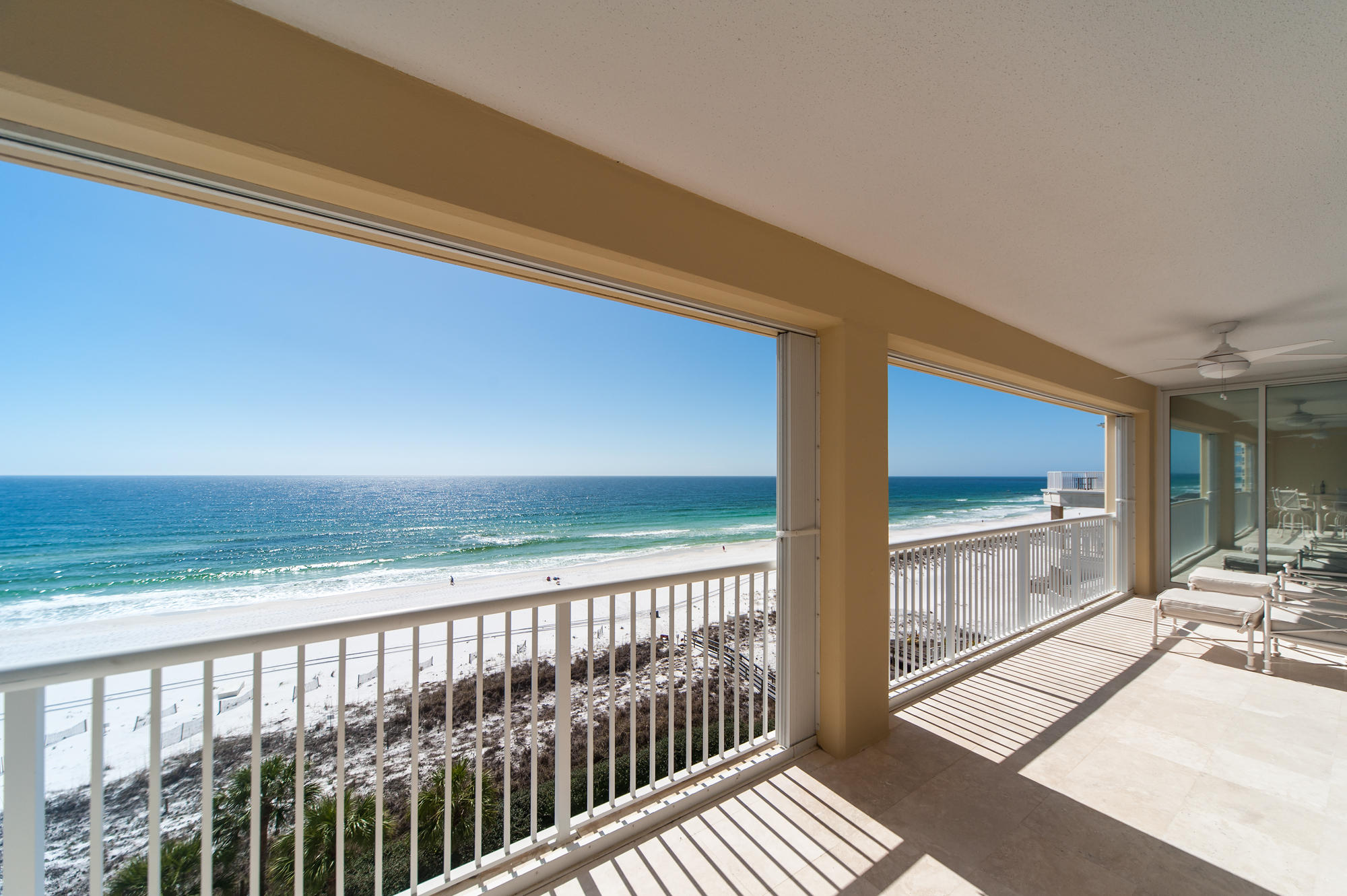 OCEANIA CONDO - Residential
