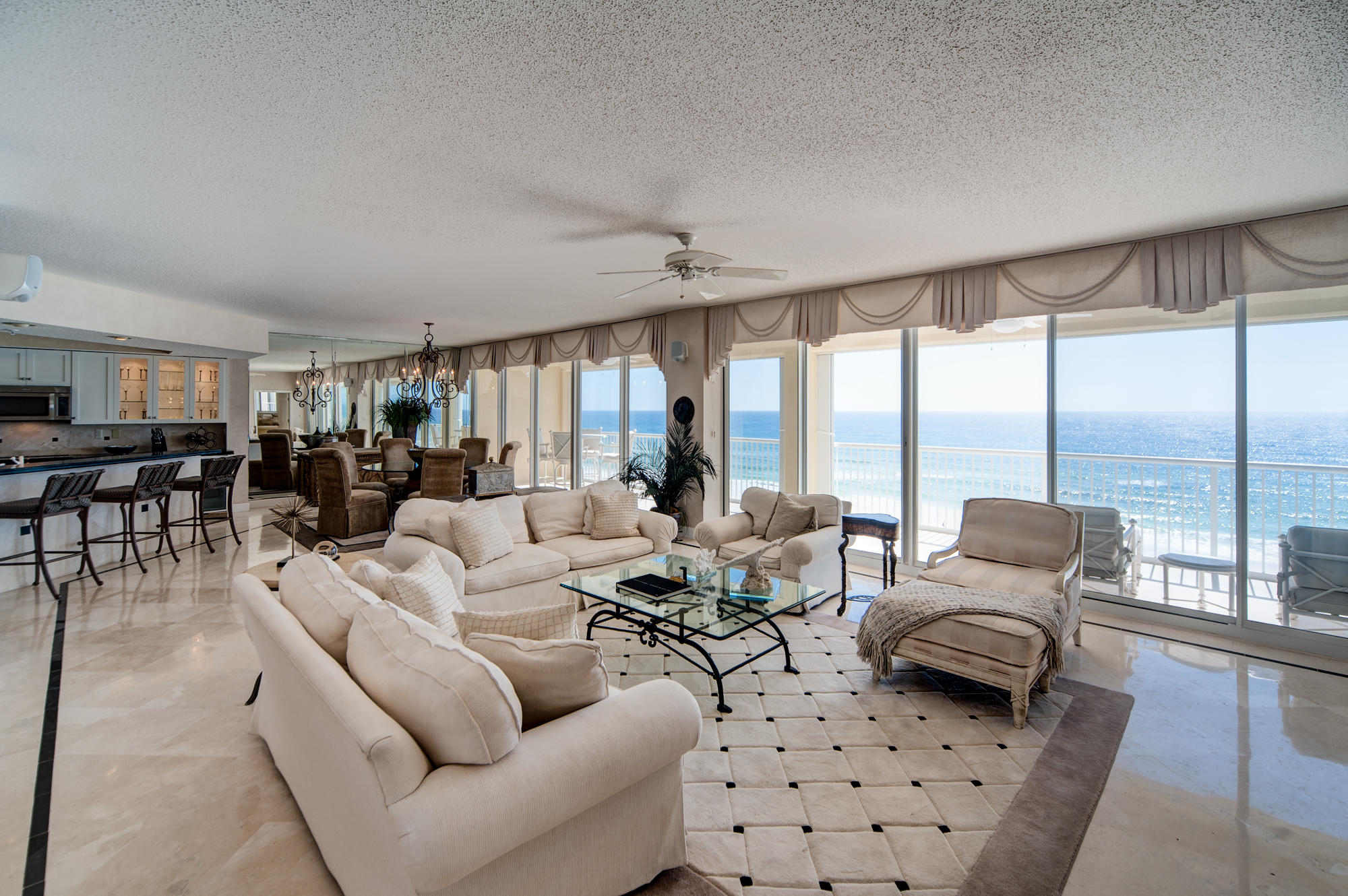 OCEANIA CONDO - Residential