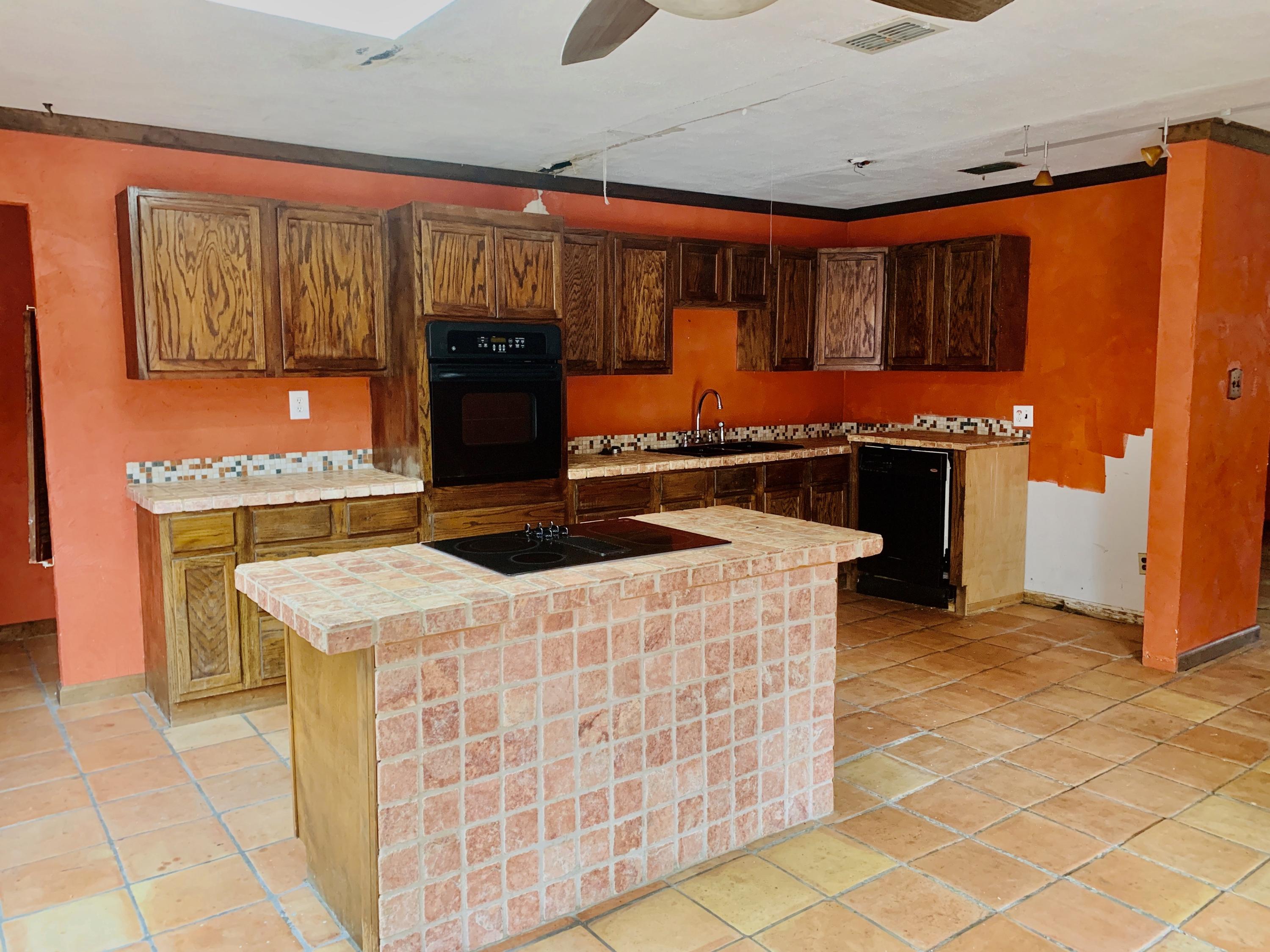GARNIERS BEACH 2ND - Residential
