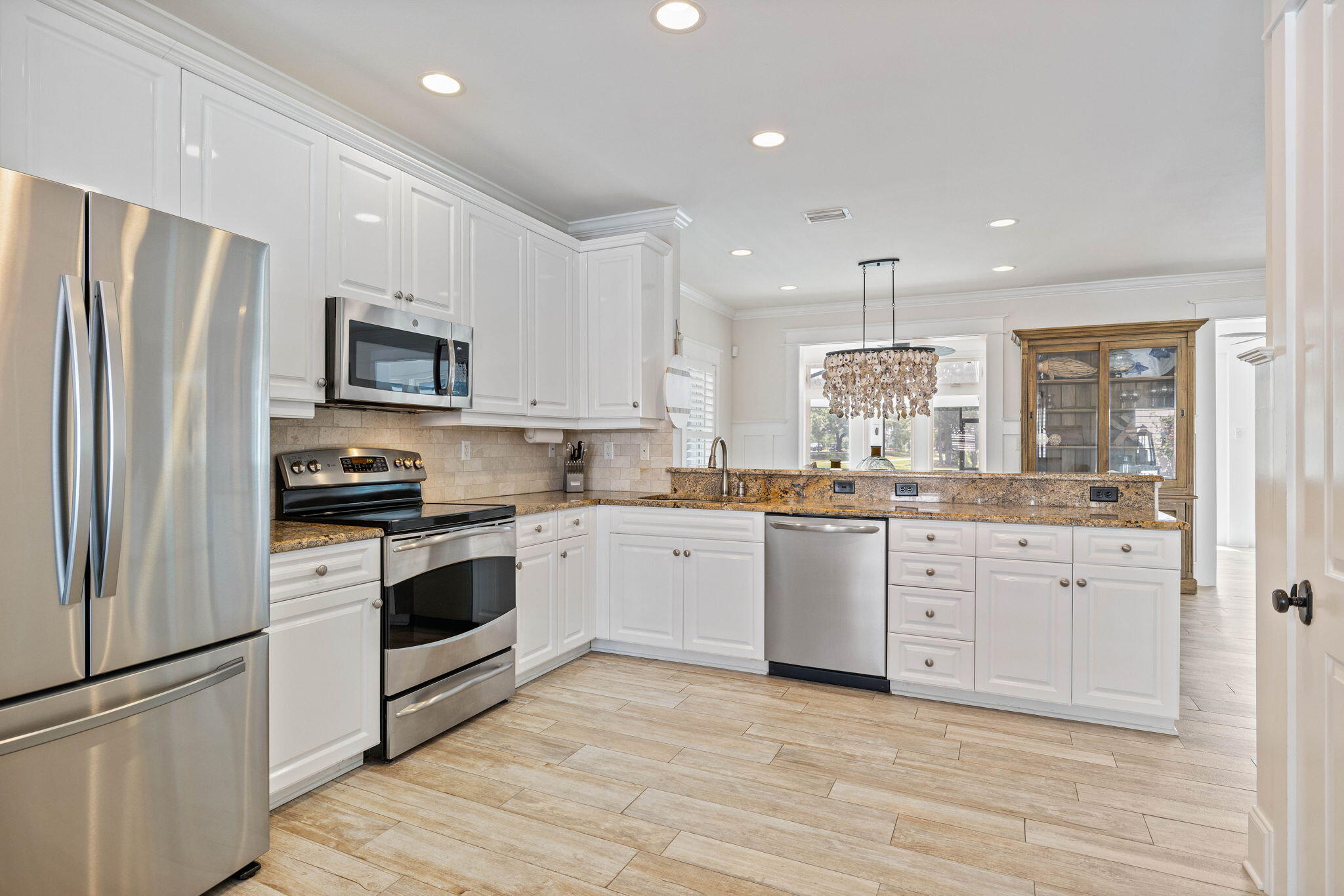 PRESTWICK PLACE - Residential