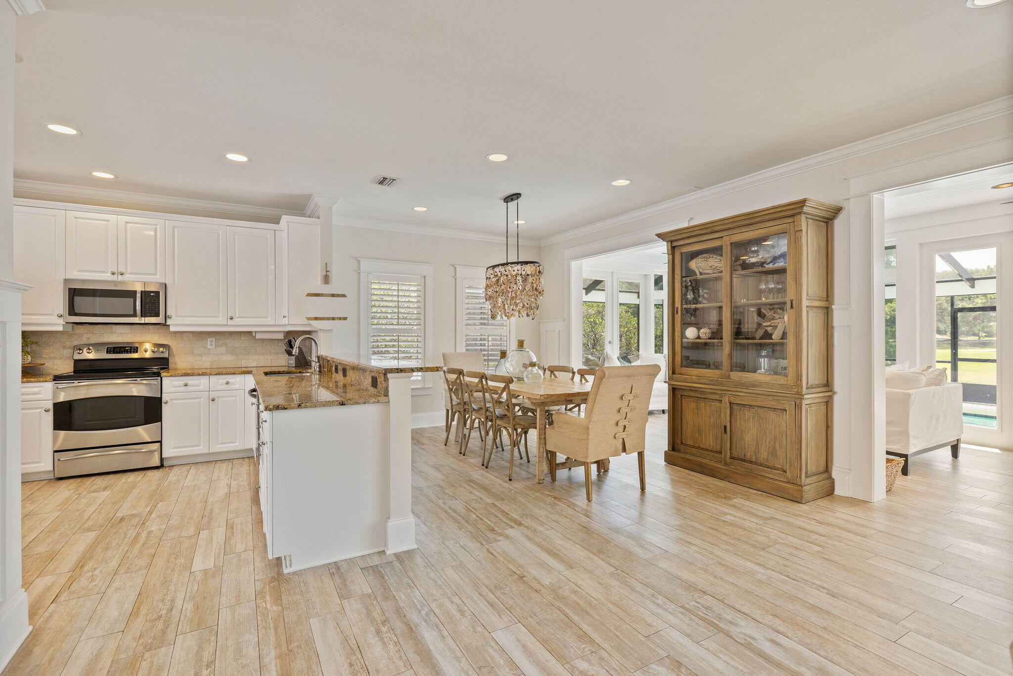 PRESTWICK PLACE - Residential