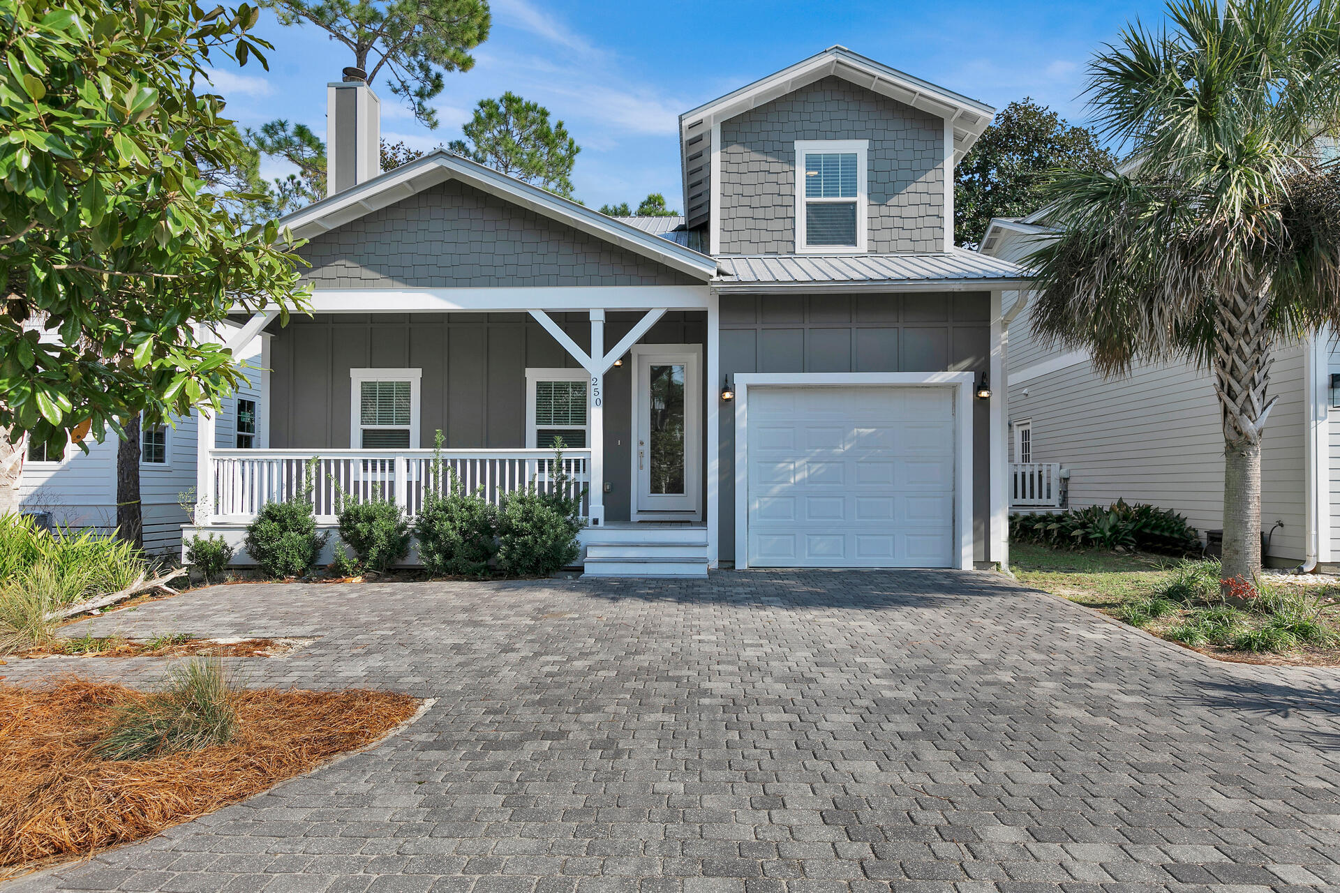 HIDDEN GROVE - Residential Lease