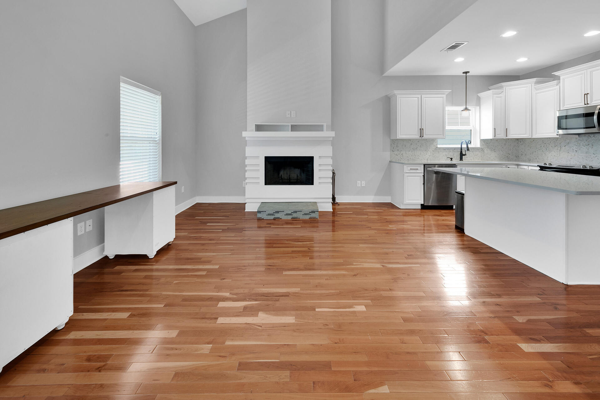 HIDDEN GROVE - Residential Lease