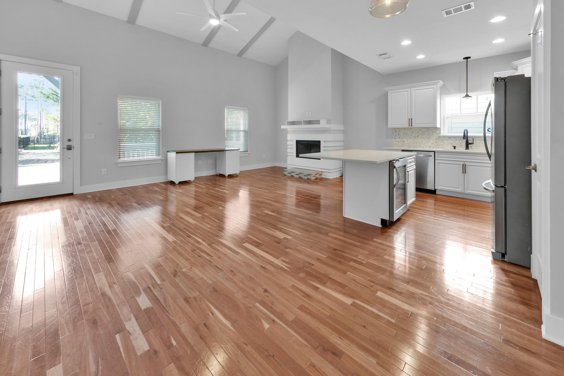 HIDDEN GROVE - Residential Lease