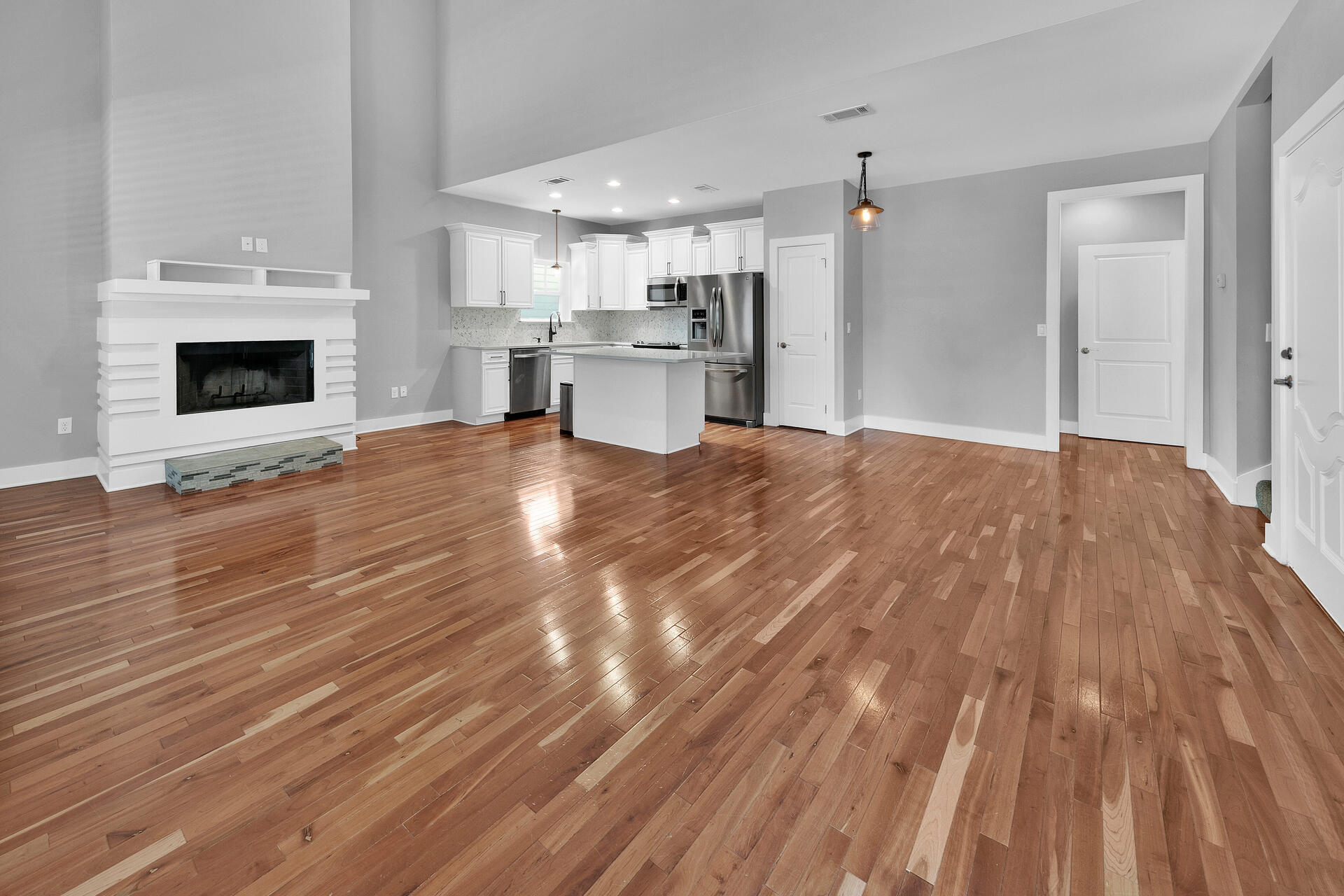 HIDDEN GROVE - Residential Lease