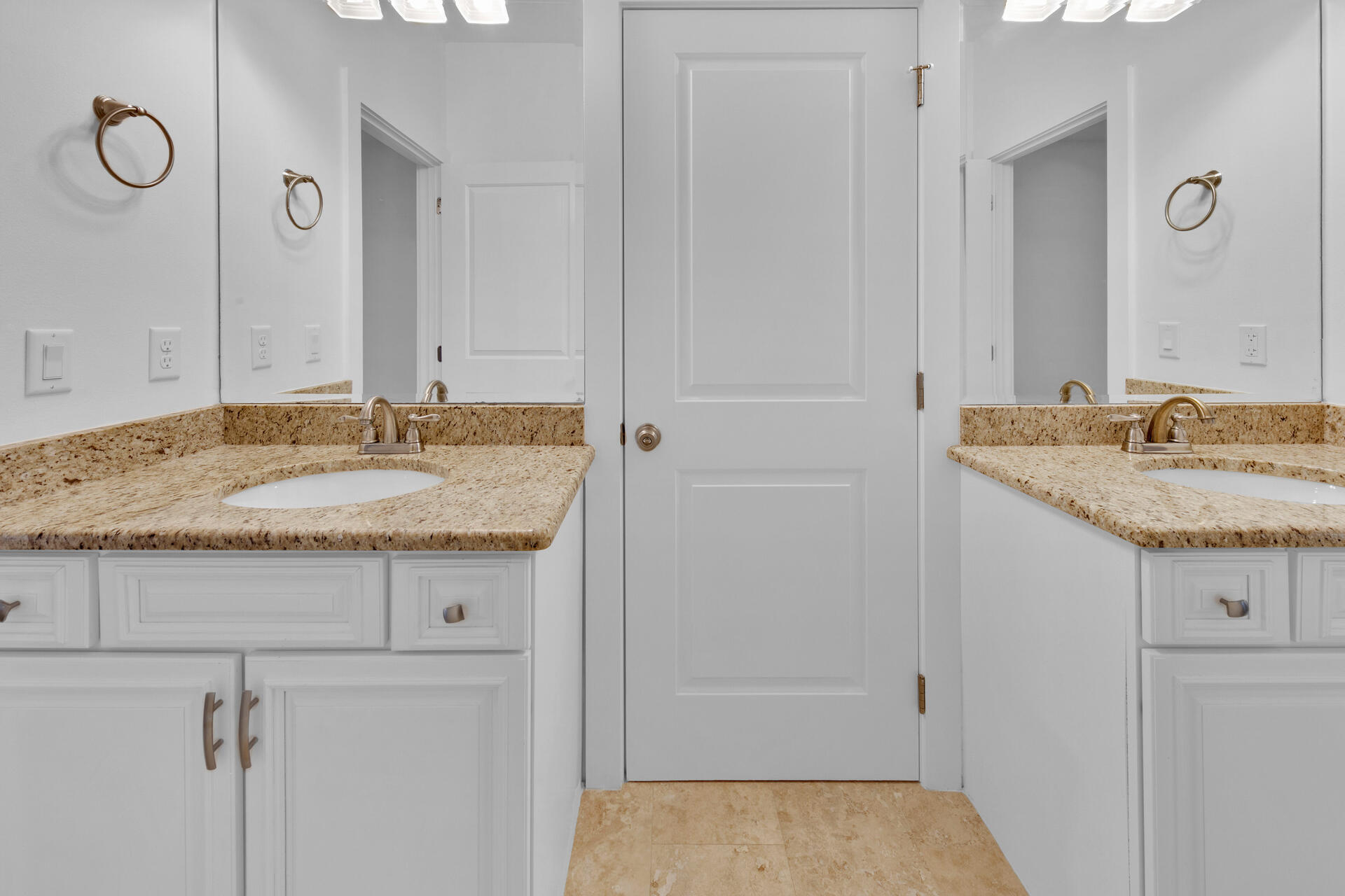 HIDDEN GROVE - Residential Lease