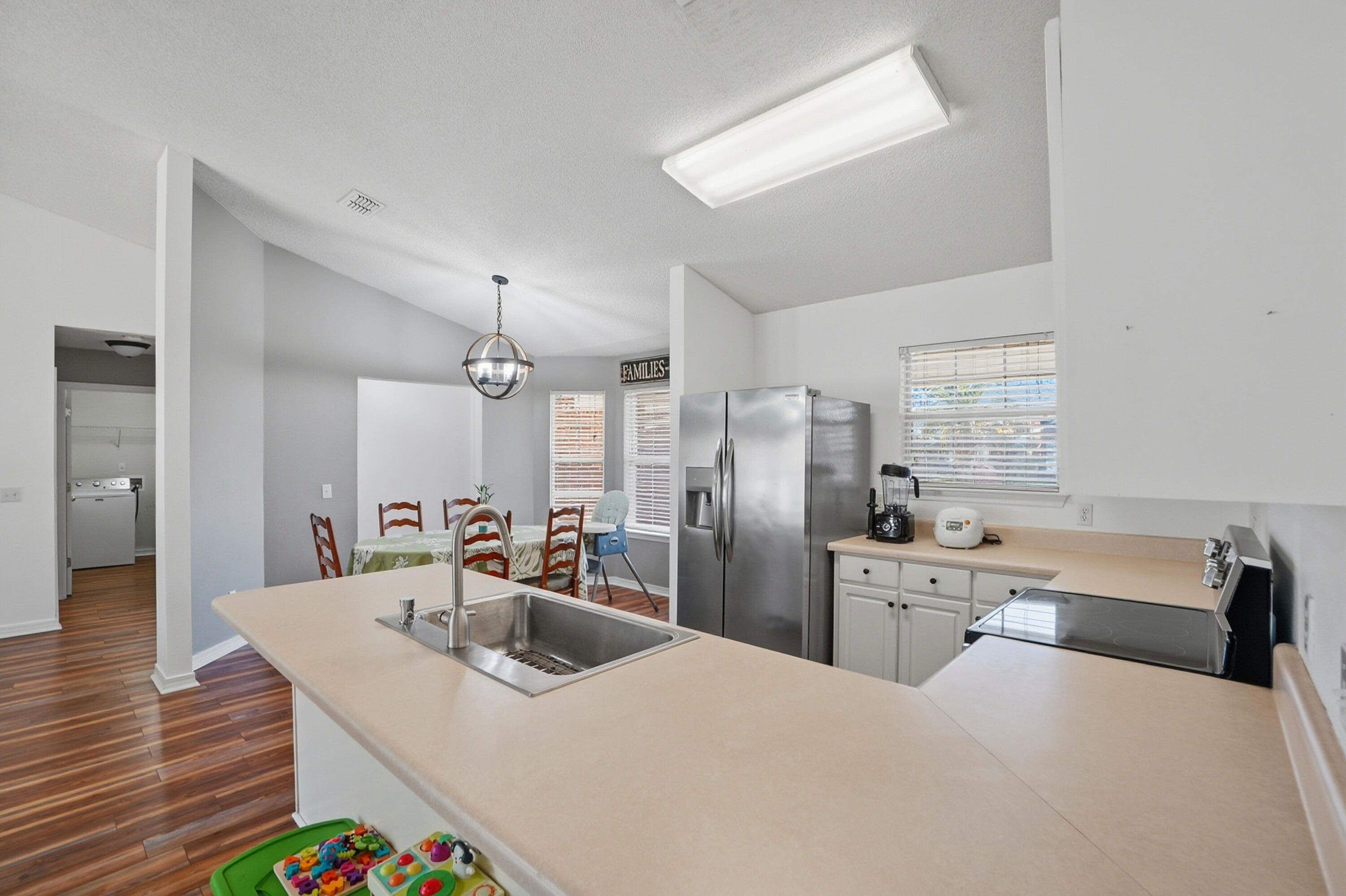 MARION MANOR - Residential
