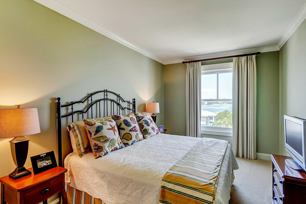 GRAND SANDESTIN - Residential Lease