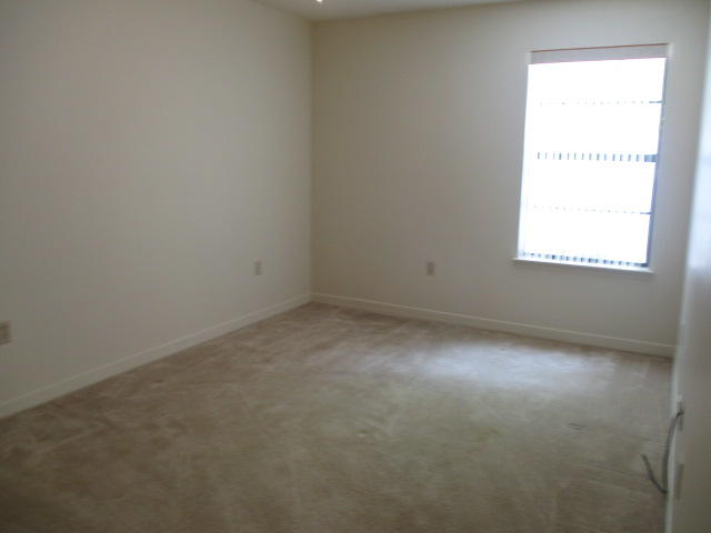 VIKING MANOR PH 1 - Residential Lease