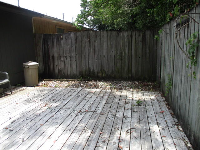 VIKING MANOR PH 1 - Residential Lease