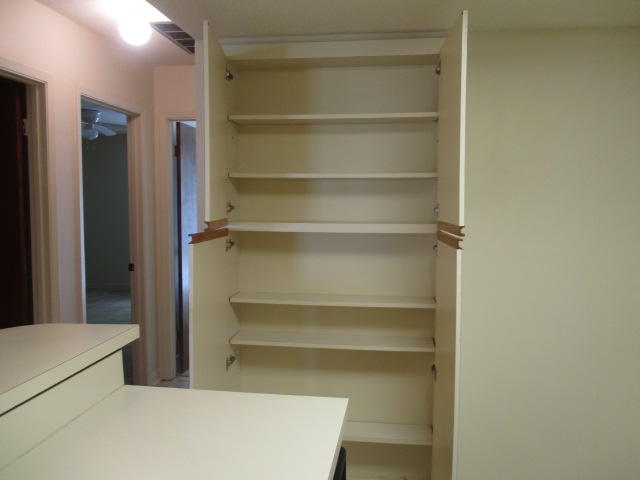 VIKING MANOR PH 1 - Residential Lease