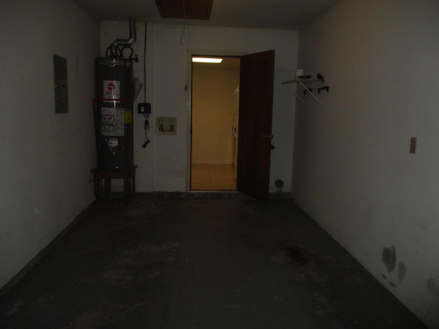 VIKING MANOR PH 1 - Residential Lease