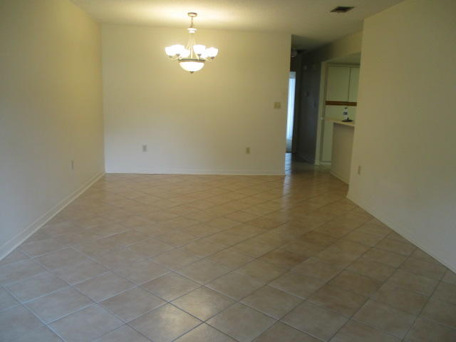 VIKING MANOR PH 1 - Residential Lease