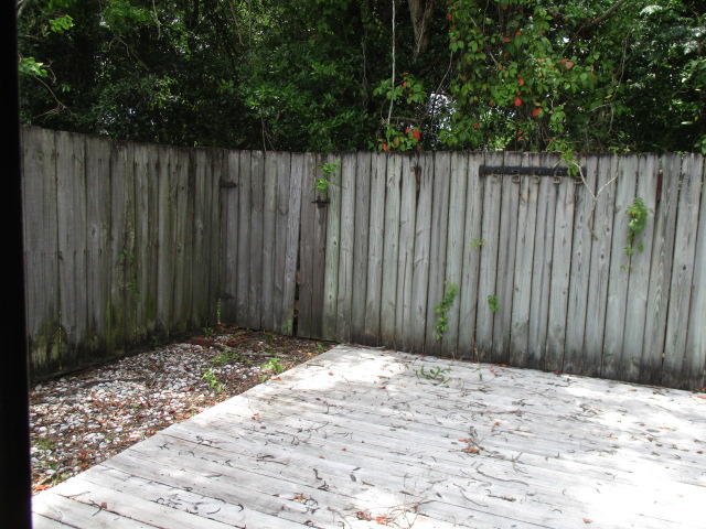 VIKING MANOR PH 1 - Residential Lease