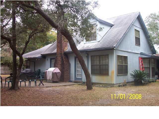 BERKSHIRE WOODS - Residential Lease