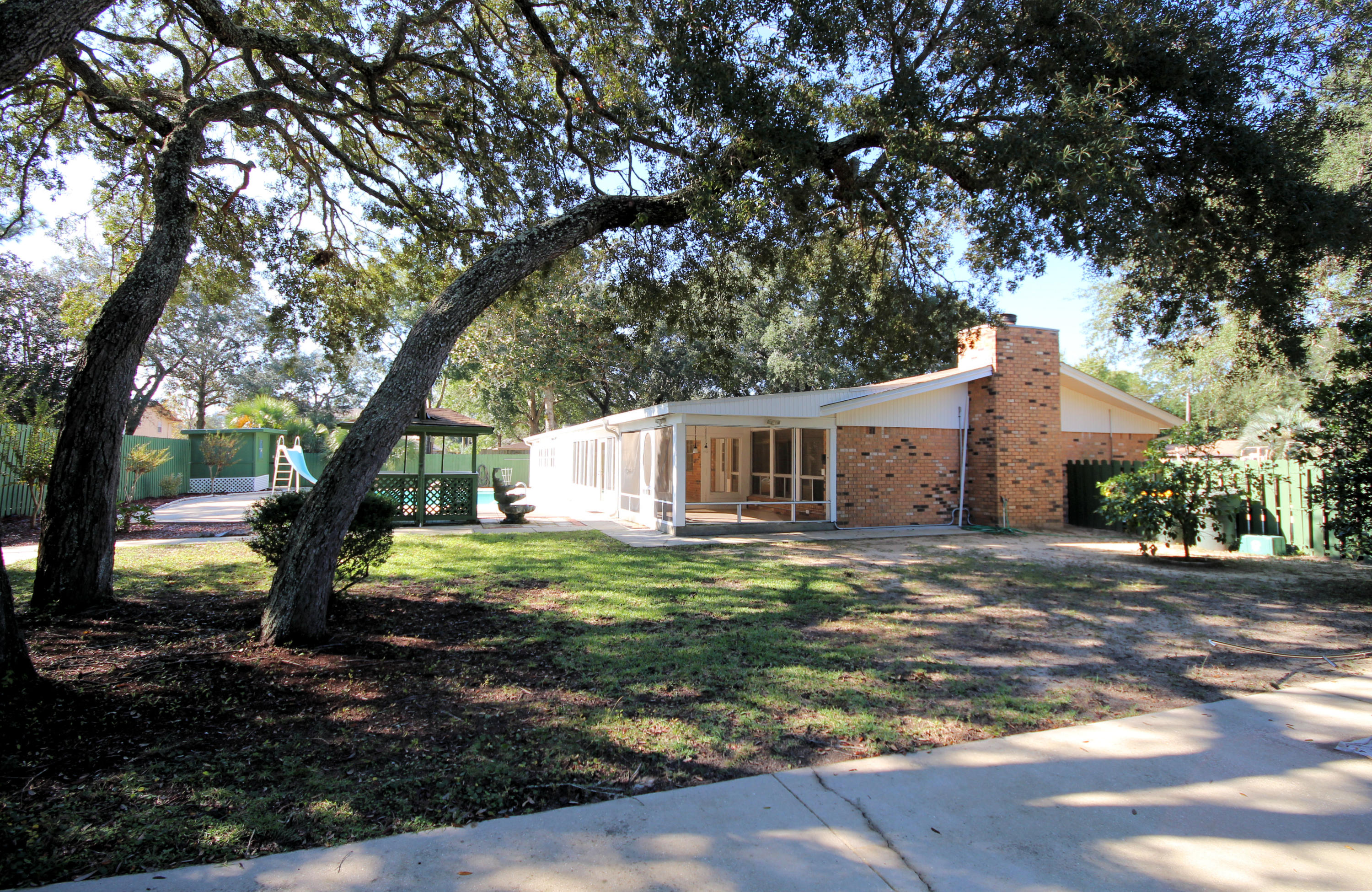 GARNIERS HEIGHTS 1ST ADDN - Residential