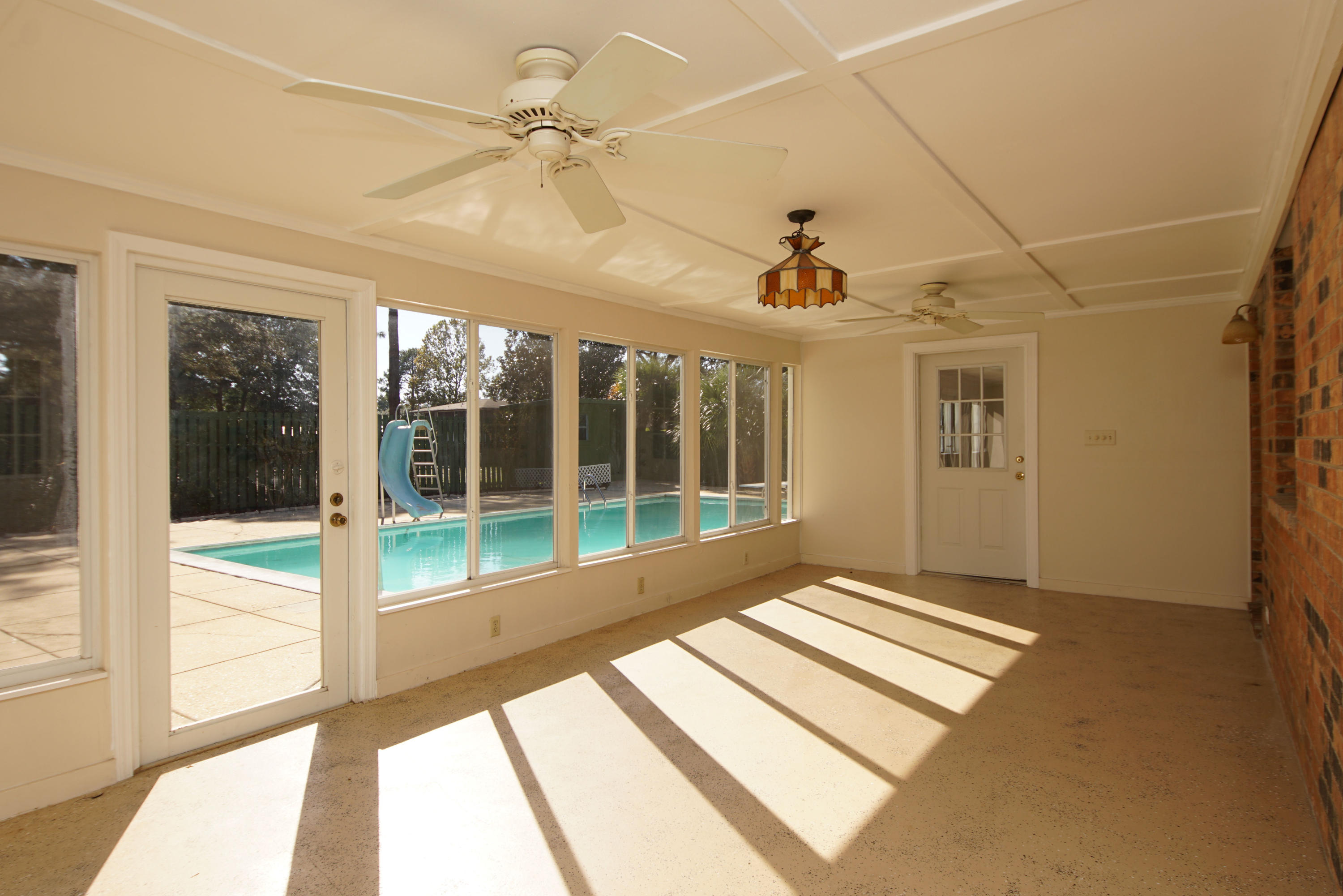 GARNIERS HEIGHTS 1ST ADDN - Residential