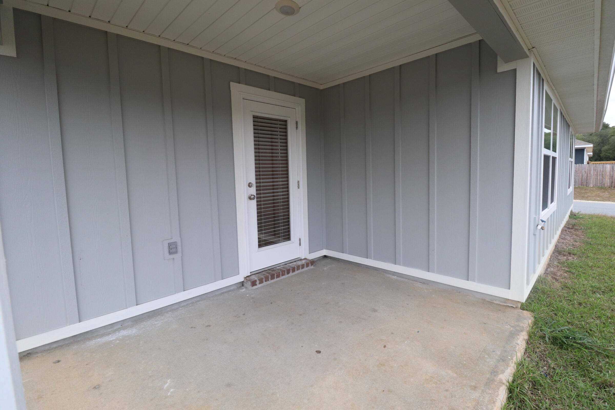 Royal Estates - Residential Lease
