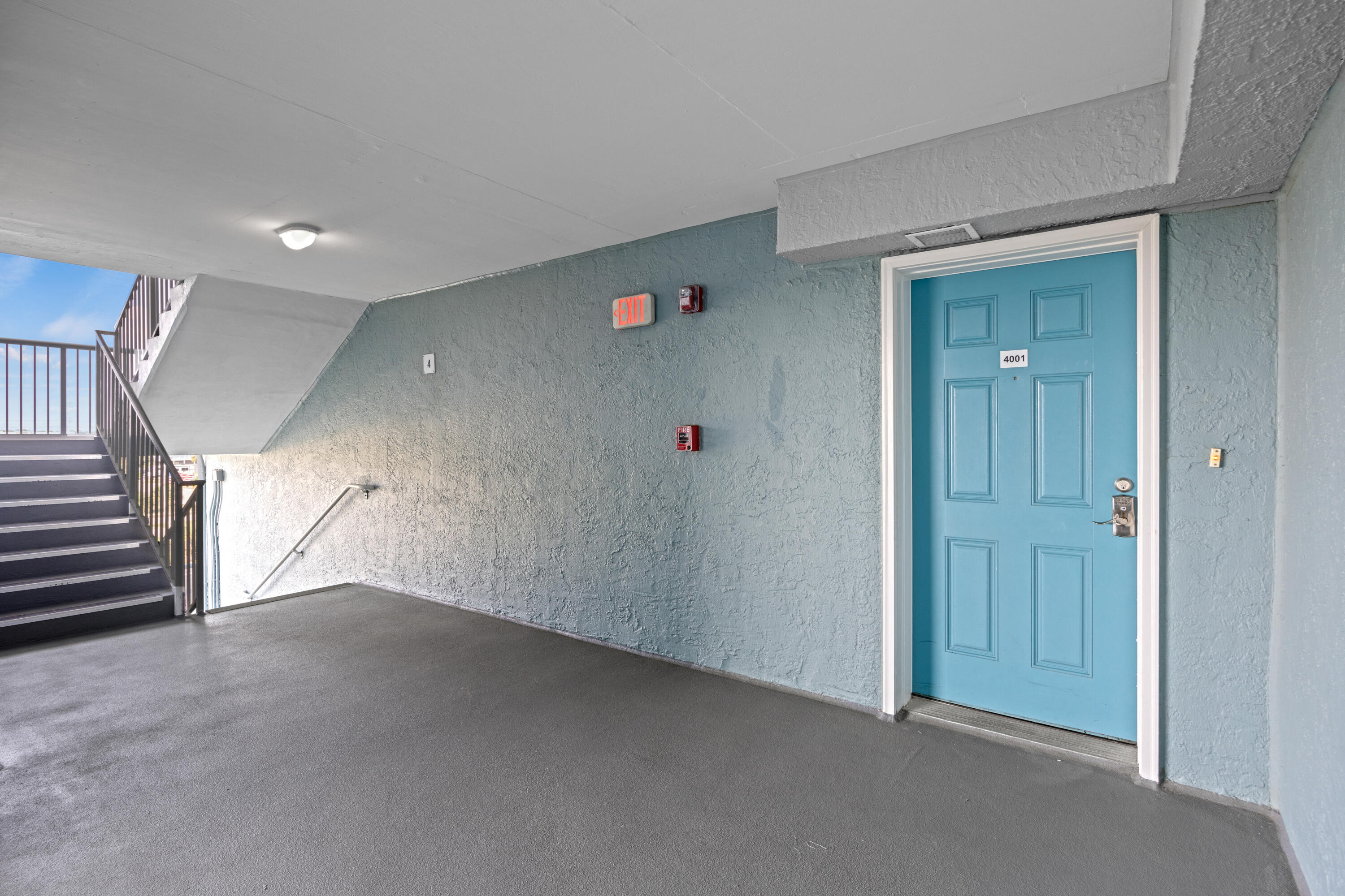 ISLANDER BEACH RESORT CONDO - Residential