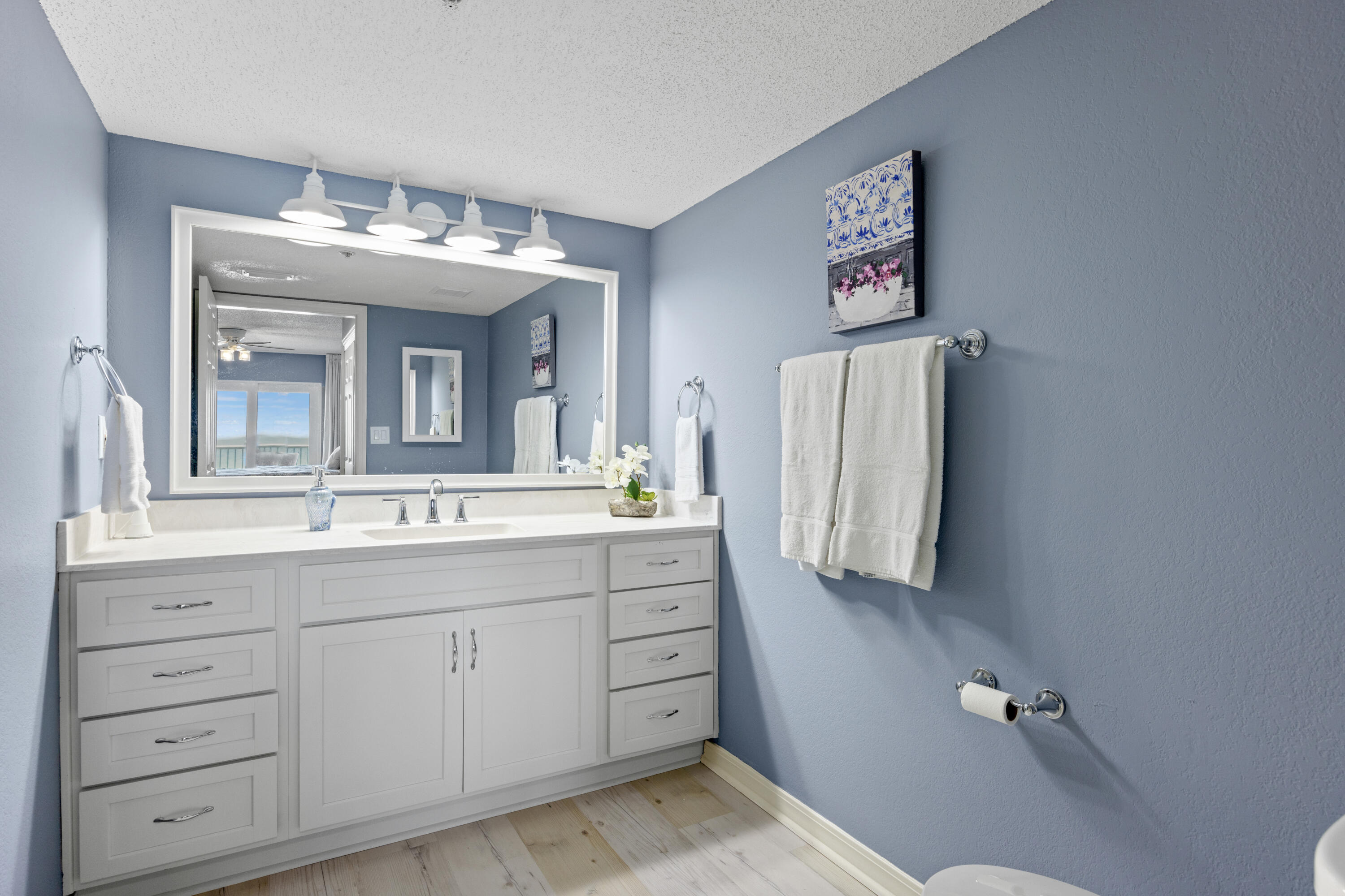 ISLANDER BEACH RESORT CONDO - Residential
