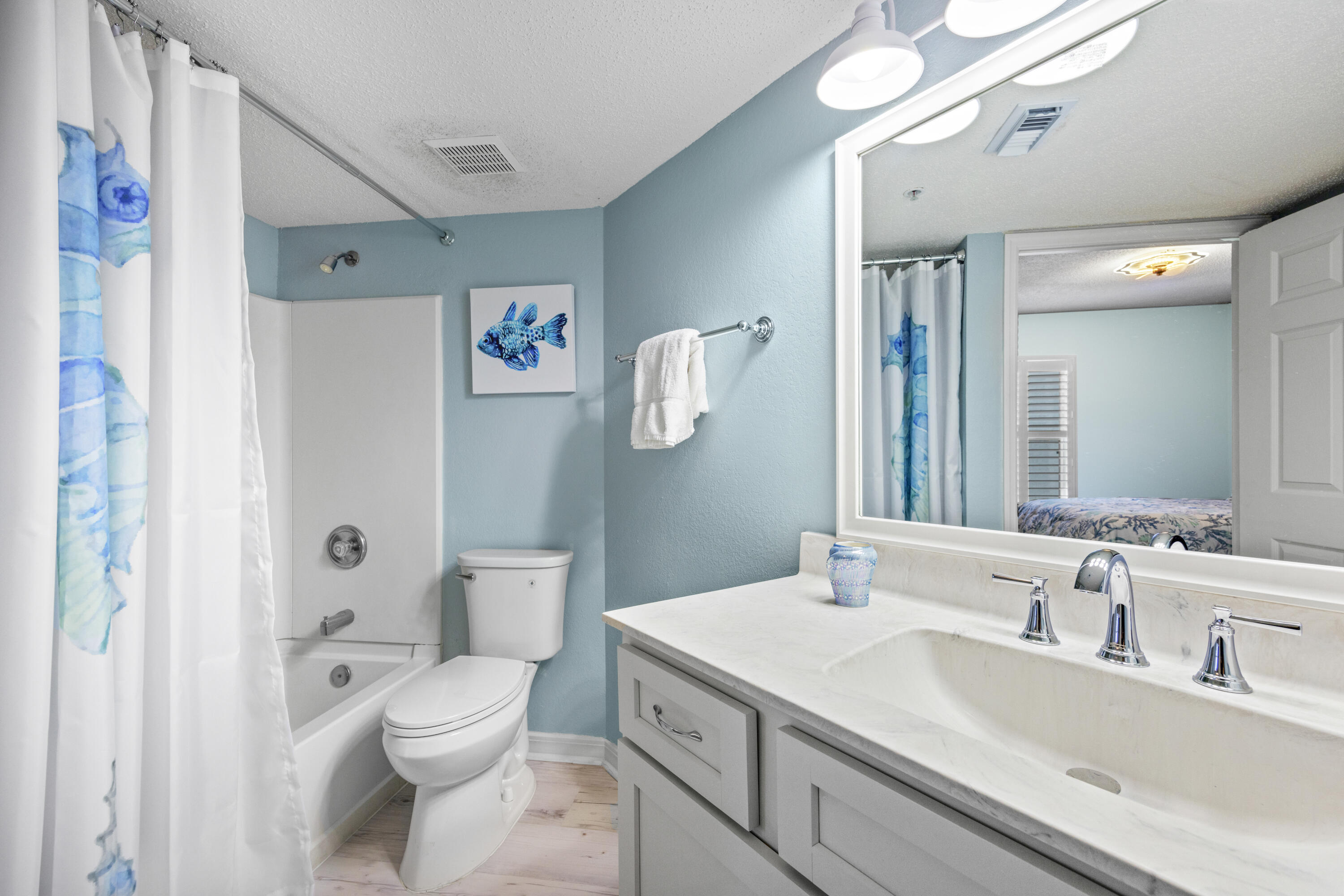 ISLANDER BEACH RESORT CONDO - Residential