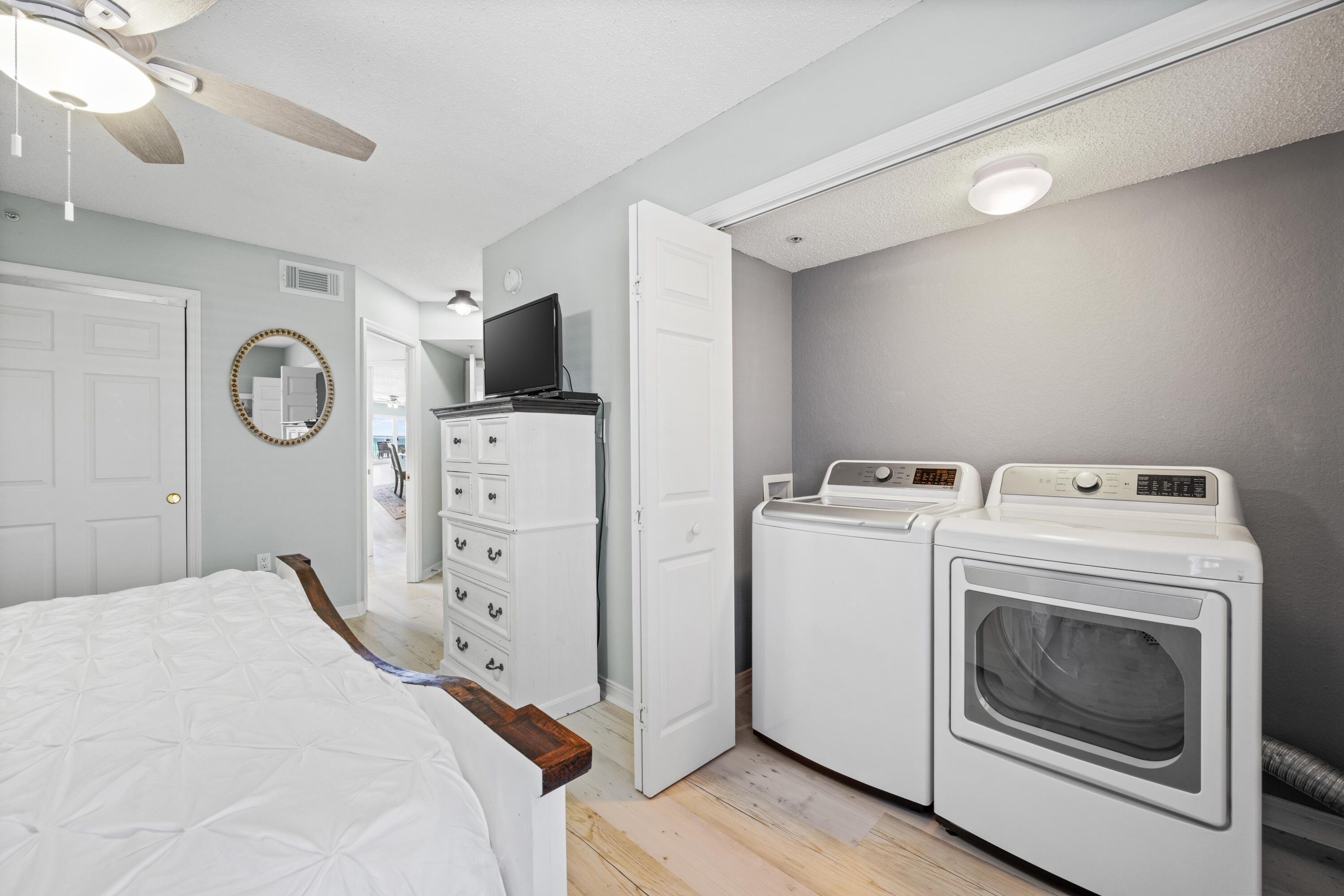 ISLANDER BEACH RESORT CONDO - Residential